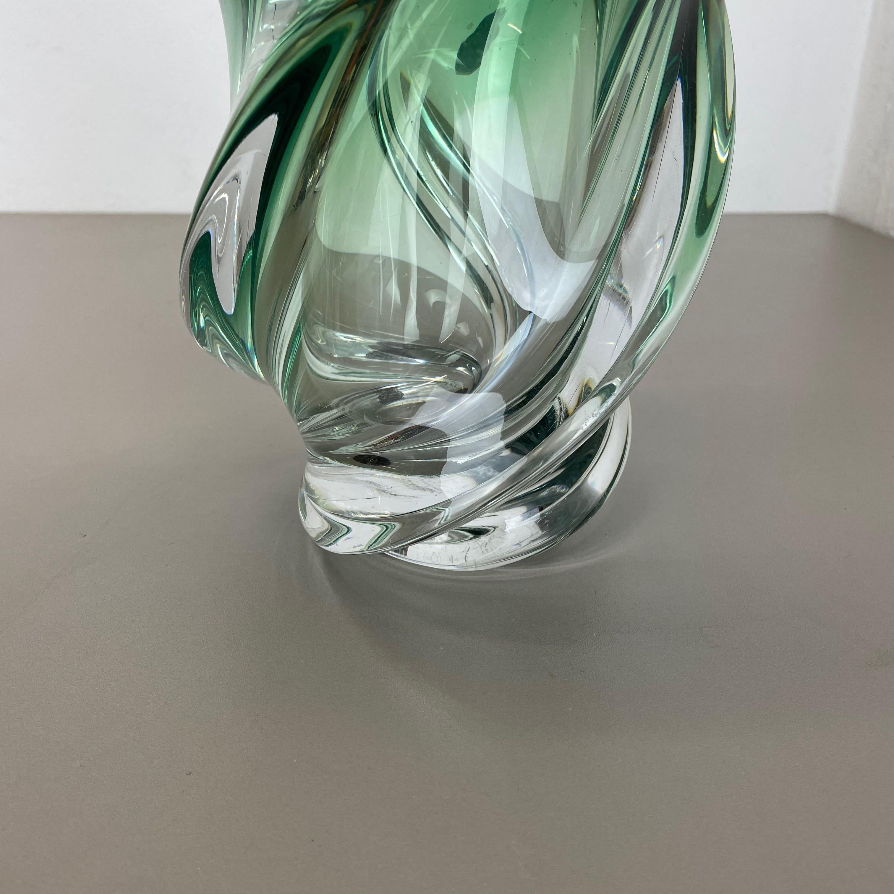 Cristal Vase en verre vague de 5,1 kg par Val Saint Lambert, Belgique 1960 en vente