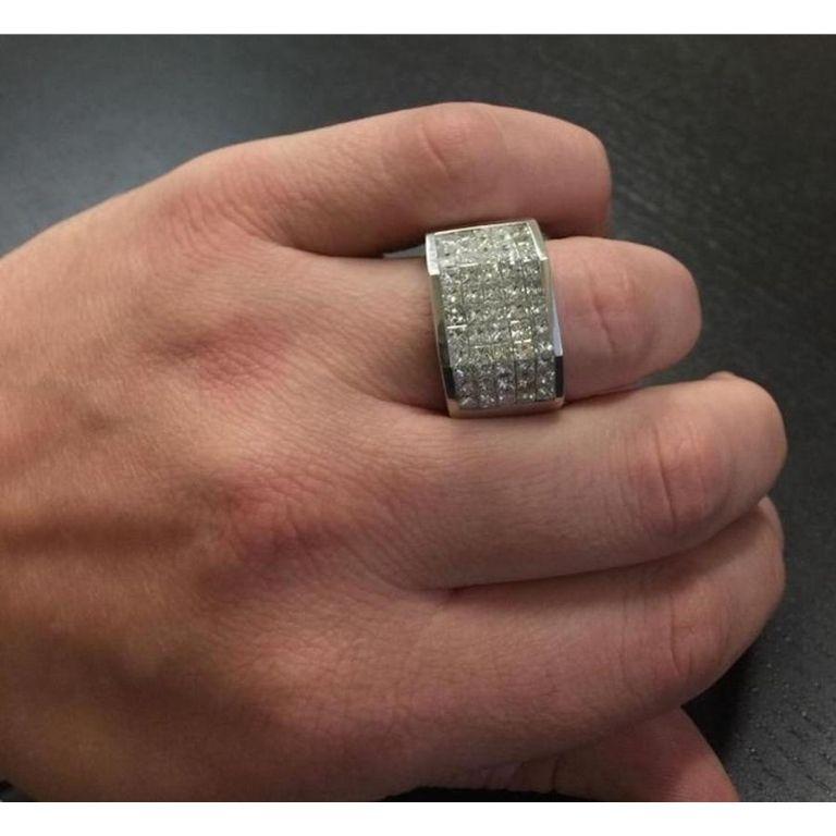 Heavy 5.65 Carat Natural Diamond 14 Karat Solid White Gold Men's Ring In New Condition For Sale In Los Angeles, CA