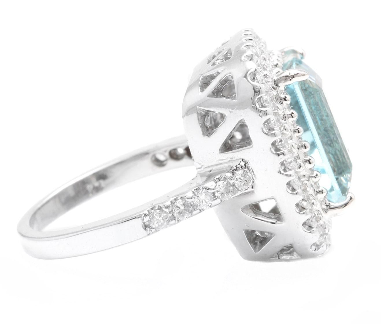 Mixed Cut Heavy 5.80 Carats Natural Aquamarine and Diamond 14k Solid White Gold Ring For Sale