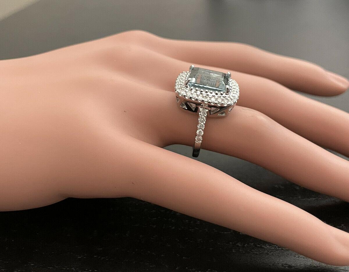 Heavy 5.80 Carats Natural Aquamarine and Diamond 14k Solid White Gold Ring For Sale 2