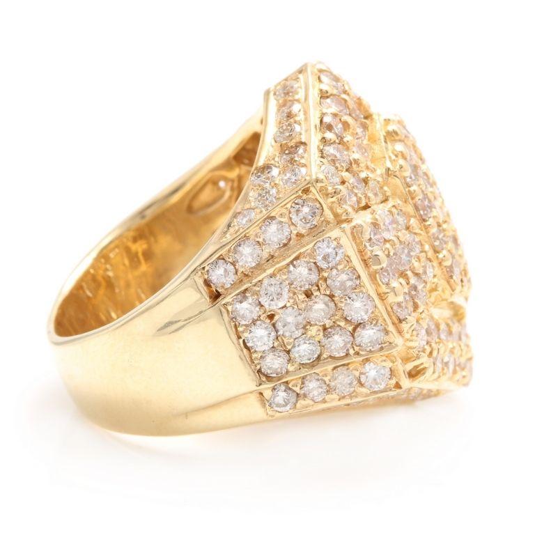 Round Cut Heavy 5.80 Carat Natural Diamond 14 Karat Solid Yellow Gold Men's Ring For Sale