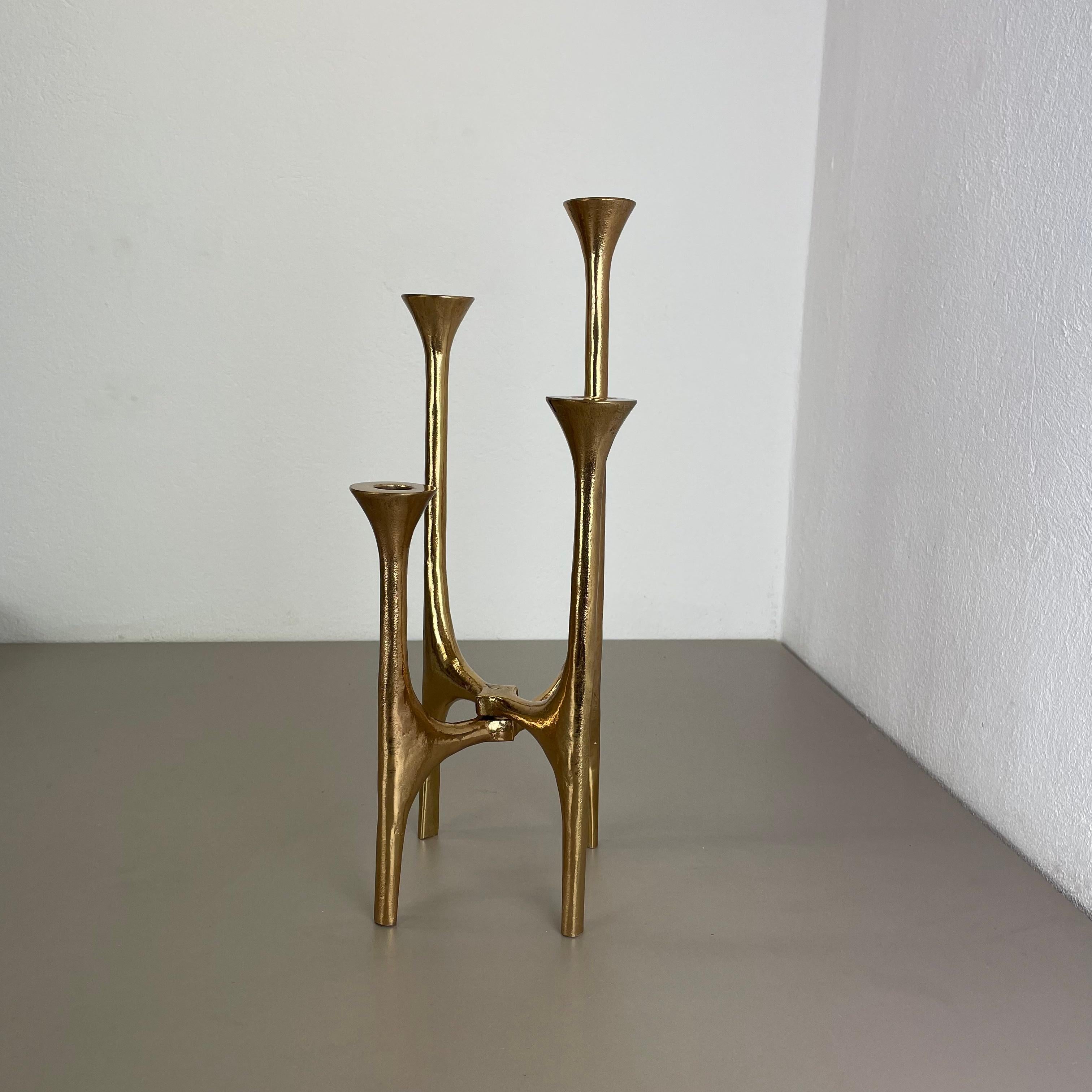 Cuivre lourd 7kg Bougeoir sculptural moderniste en bronze brutaliste de 44 cm, France, années 1970  en vente