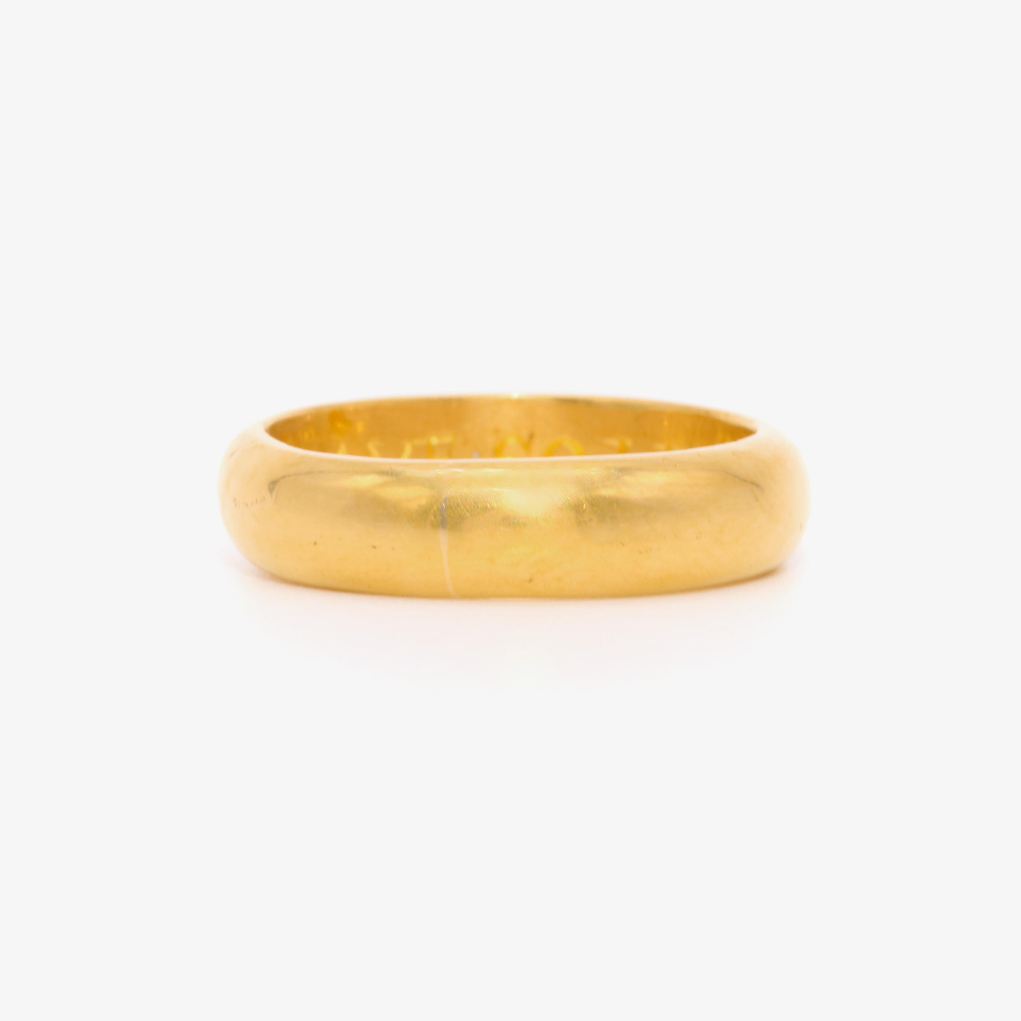 Heavy Antique 17th Century 22K Gold “As I Crave So Let Me Have” Posy Band Ring In Good Condition For Sale In Staines-Upon-Thames, GB