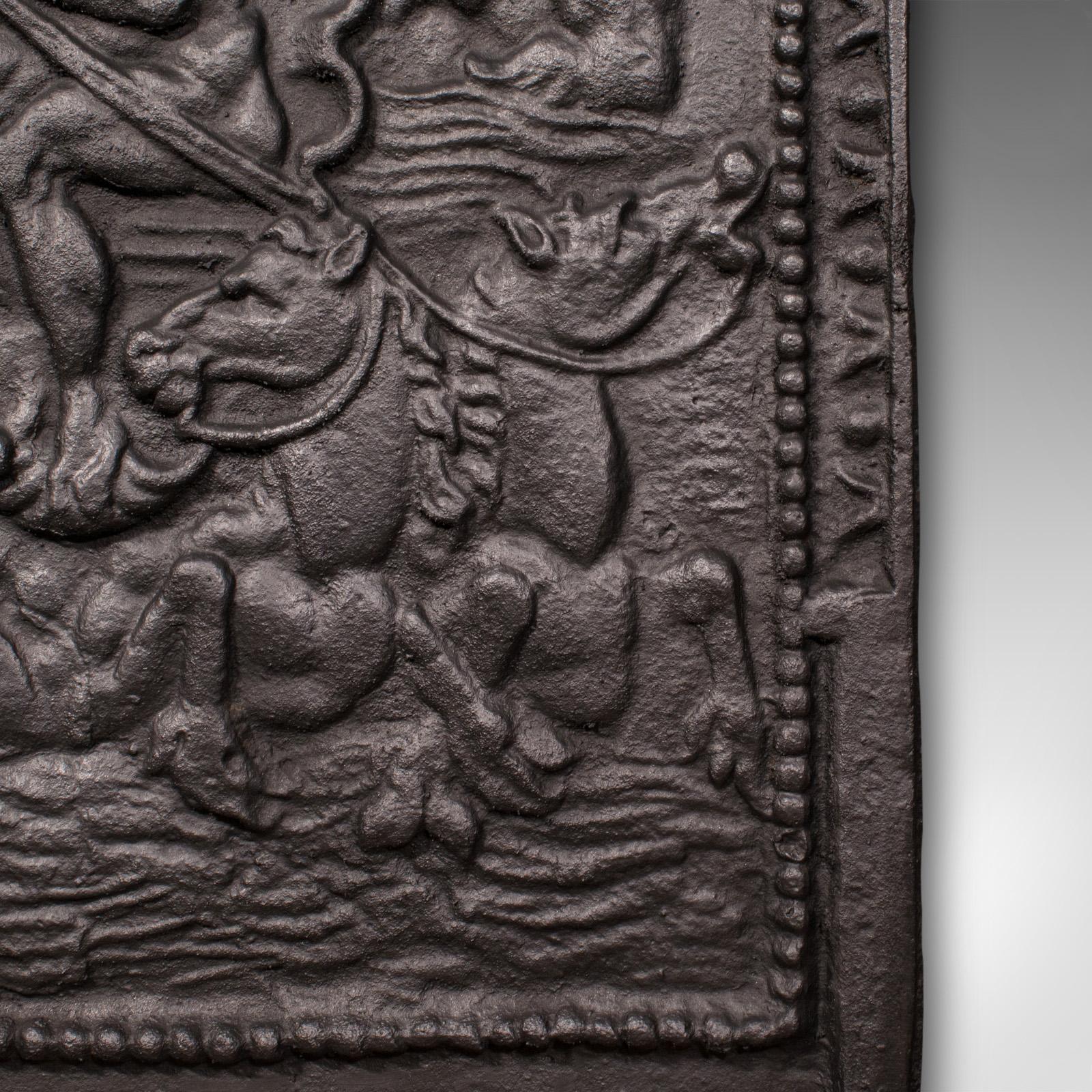 Schwerer antiker dekorativer Kaminreflektor mit Kaminrücken, englisch, spätviktorianisch im Angebot 3