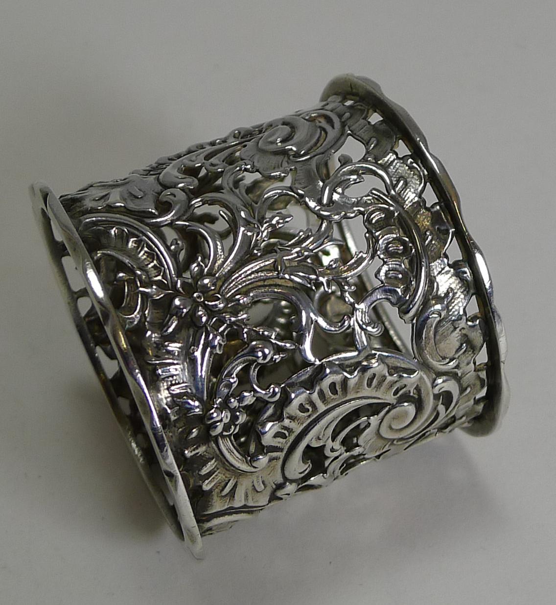 Heavy Antique English Sterling Silver Napkin Ring, 1895 (Spätes 19. Jahrhundert)