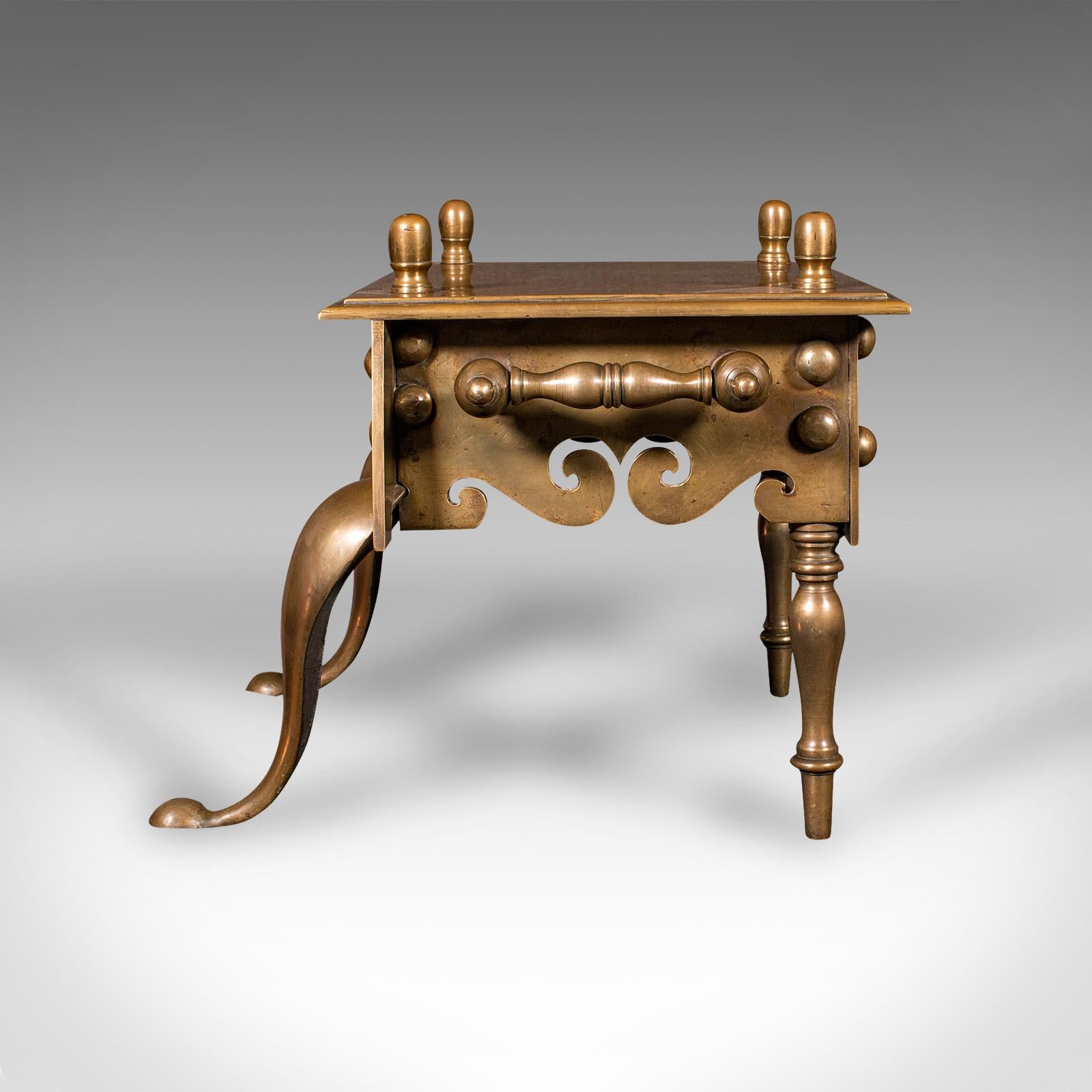 Début du XIXe siècle Chaussure de cheminée anglaise d'antiquités Inglenook, marches, Regency en vente