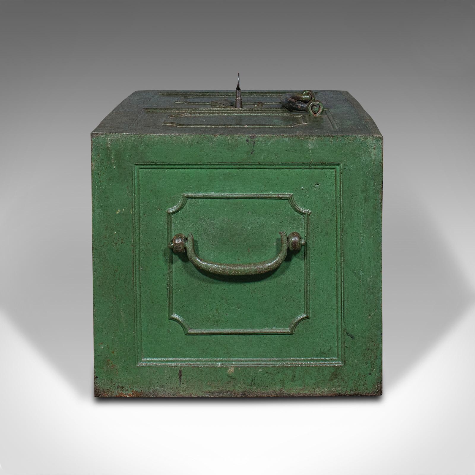 Heavy Antique Merchant's Strongbox, English, Safe Deposit Case, Georgian, C.1800 In Good Condition In Hele, Devon, GB