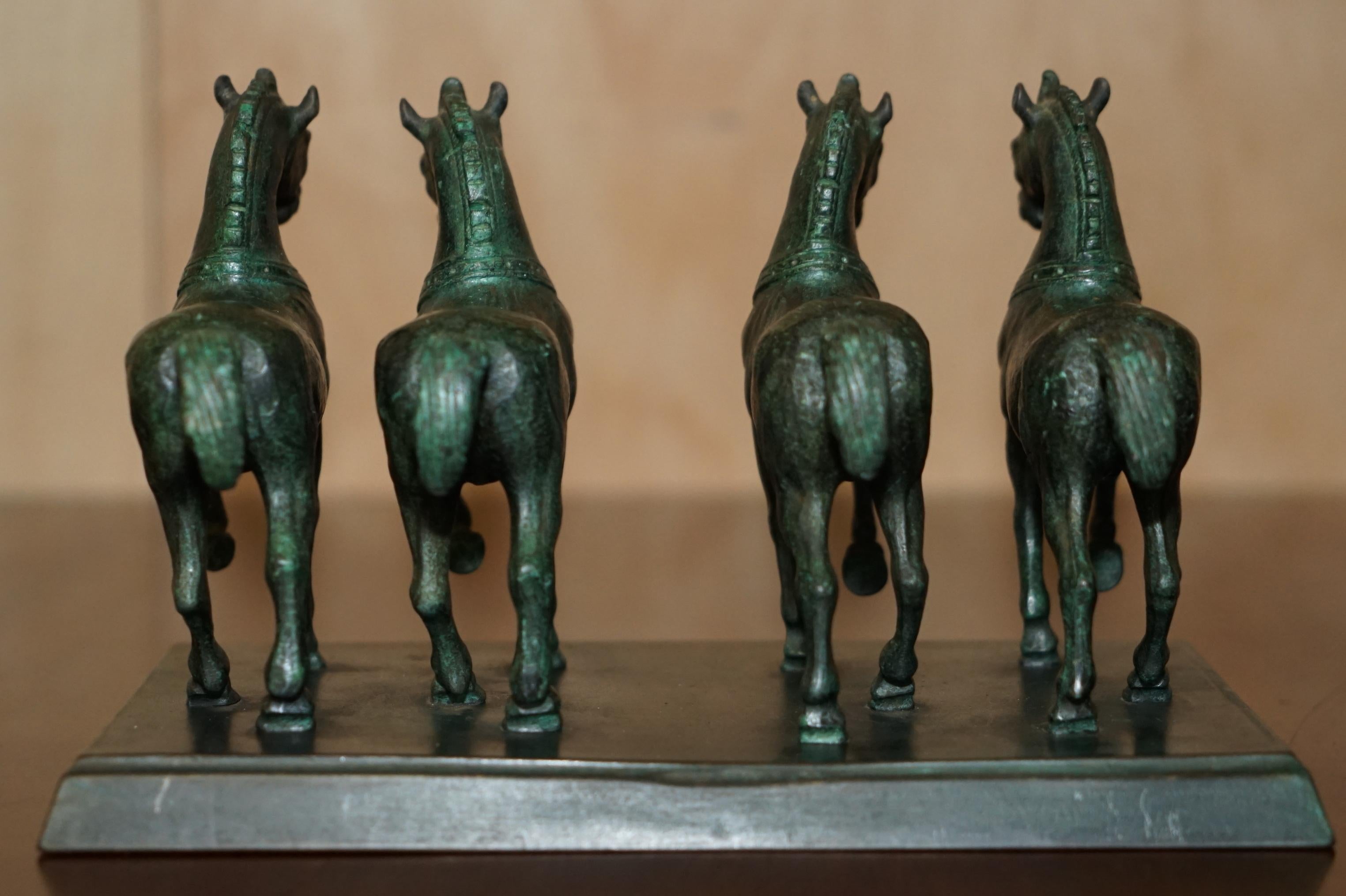 HEAVY ANTIQUE SiGNED GRAND TOUR BRONZE STATUE OF THE FOUR HORSES OF SAINT MARKS For Sale 4