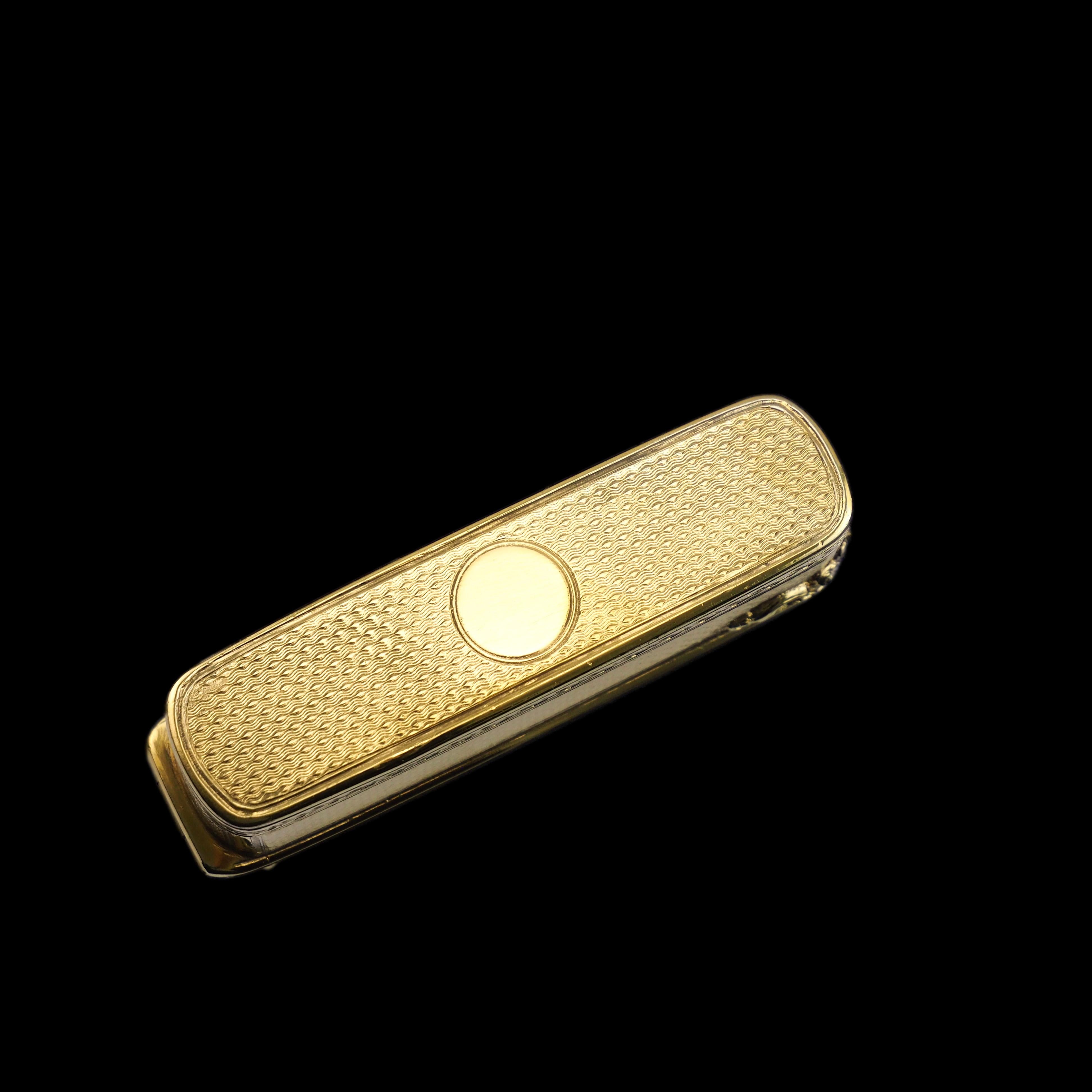 Heavy Antique Victorian Sterling Silver Gilt Cigar/Cheroot Case - London 1850 For Sale 15