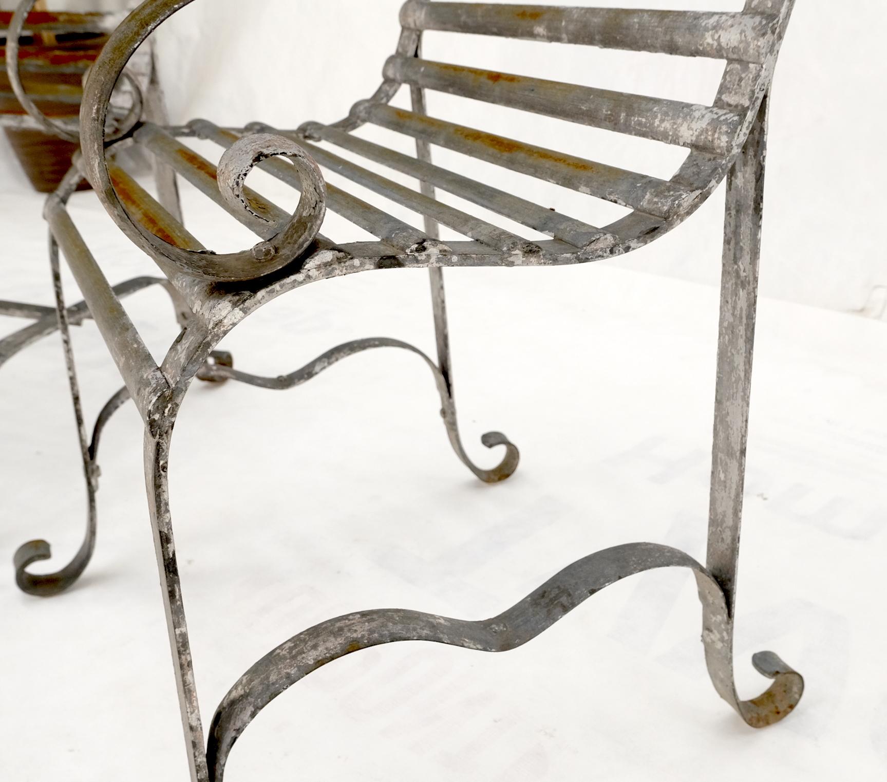 Antike antike schmiedeeiserne Stühle für den Außenbereich His & Hers im Angebot 6