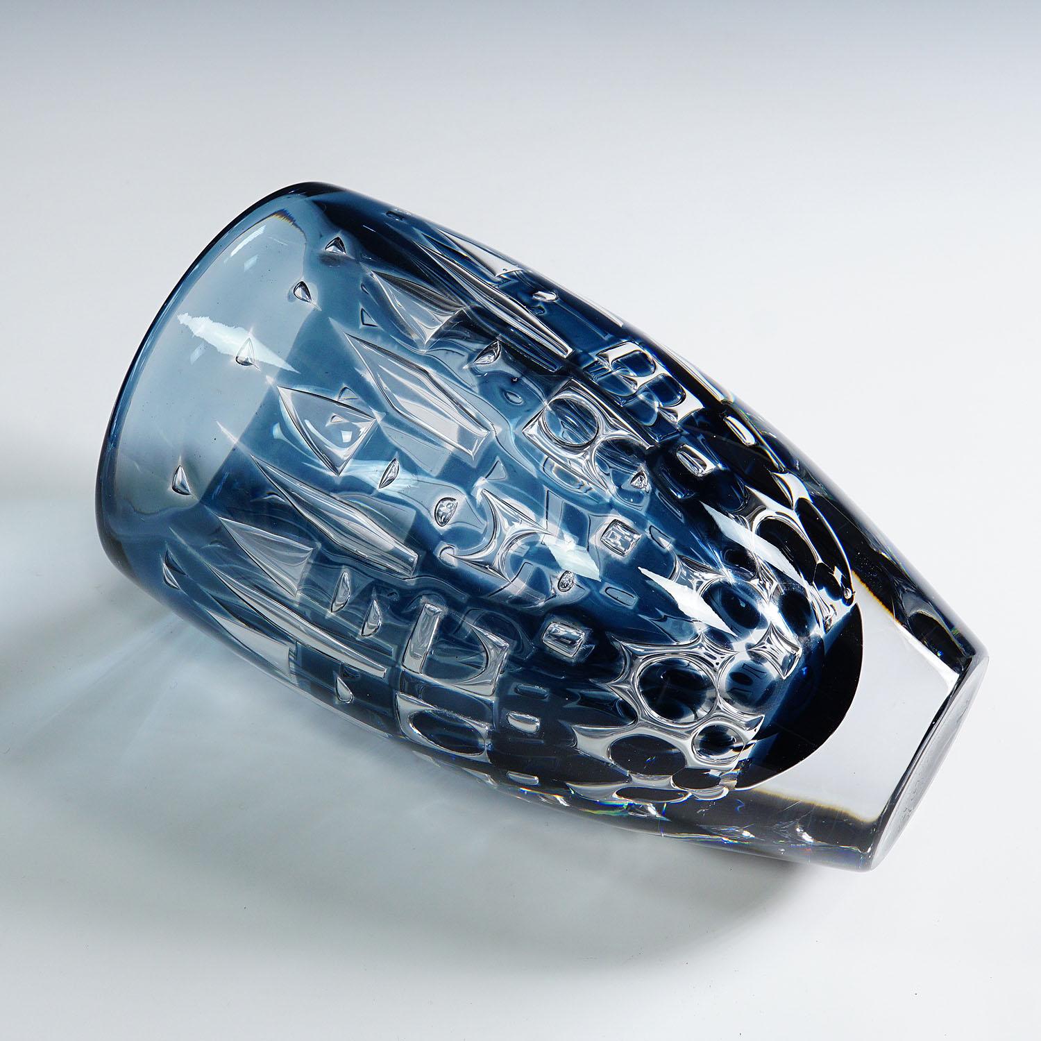 Metà XX secolo Vaso pesante in vetro Ariel di Ingeborg Lundin per Orrefors, Svezia 1964 in vendita