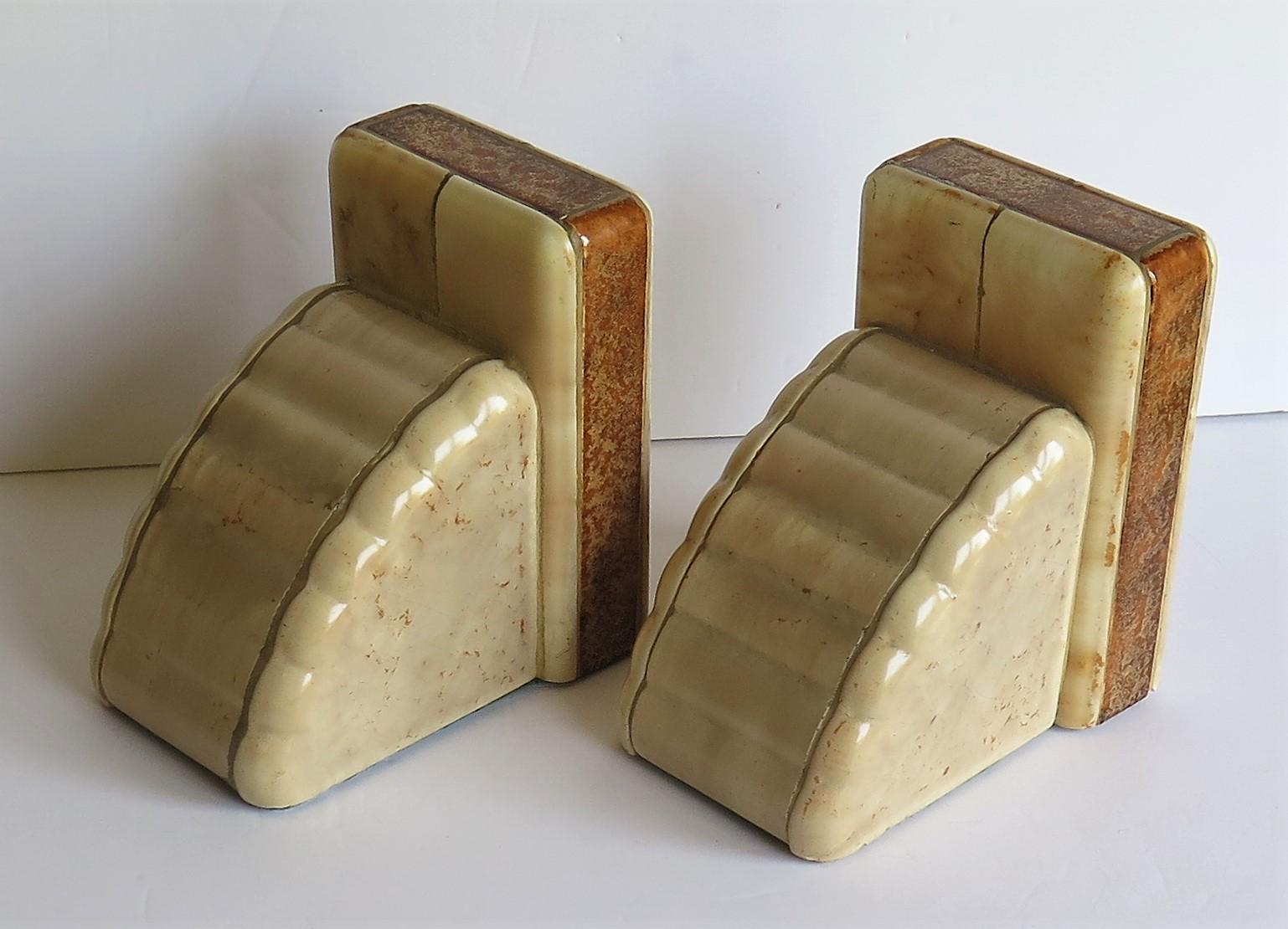 Heavy Art Deco Marble Bookends Hand Carved Scallop Shell Design, French Ca 1920s 8