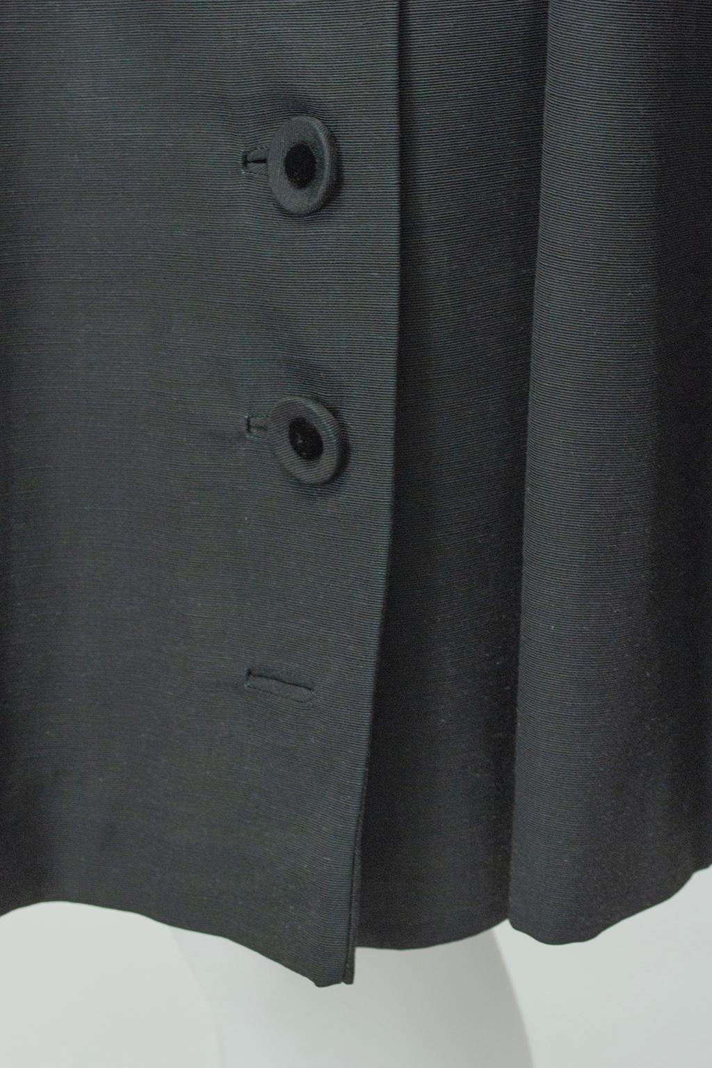 Robe circulaire en faille de soie noire à taille chemise avec bordure en velours, M-L, fin des années 1940 en vente 7
