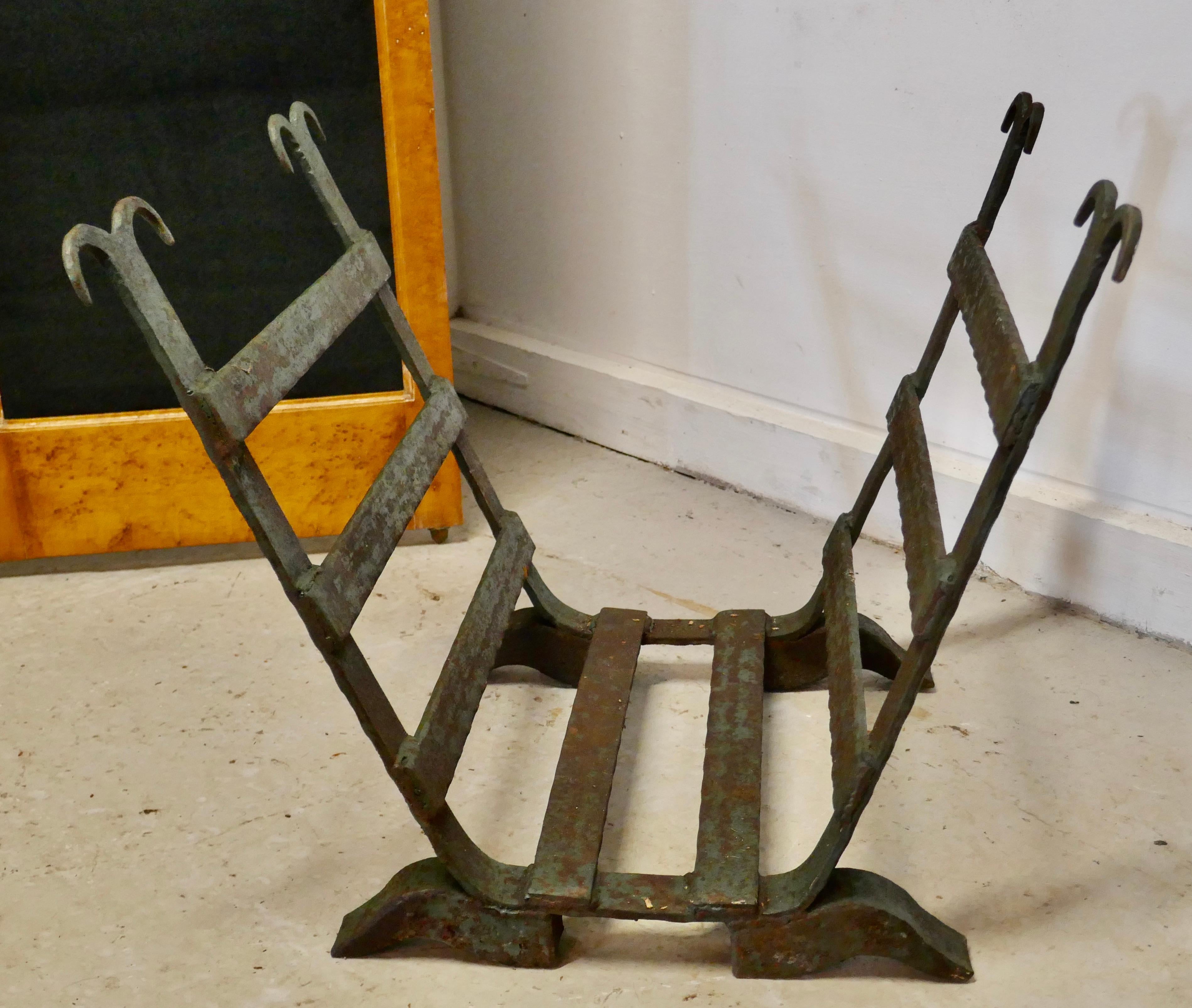 Heavy Blacksmith Made Inglenook Iron Log Carrier In Good Condition For Sale In Godshill, Isle of Wight