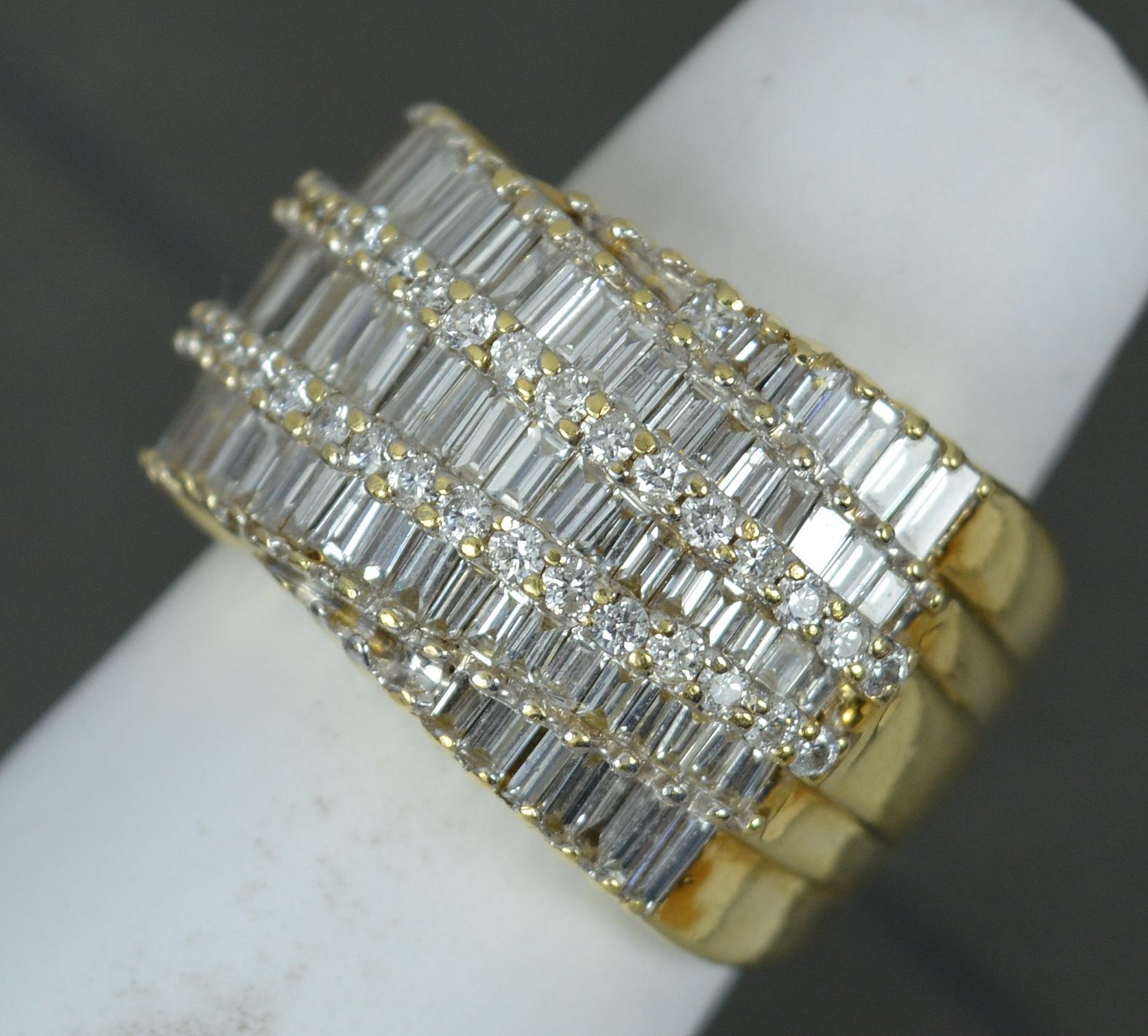 Heavy Bling 3.00 Carat Diamond and 18 Carat Yellow Gold Cluster Ring For Sale 2
