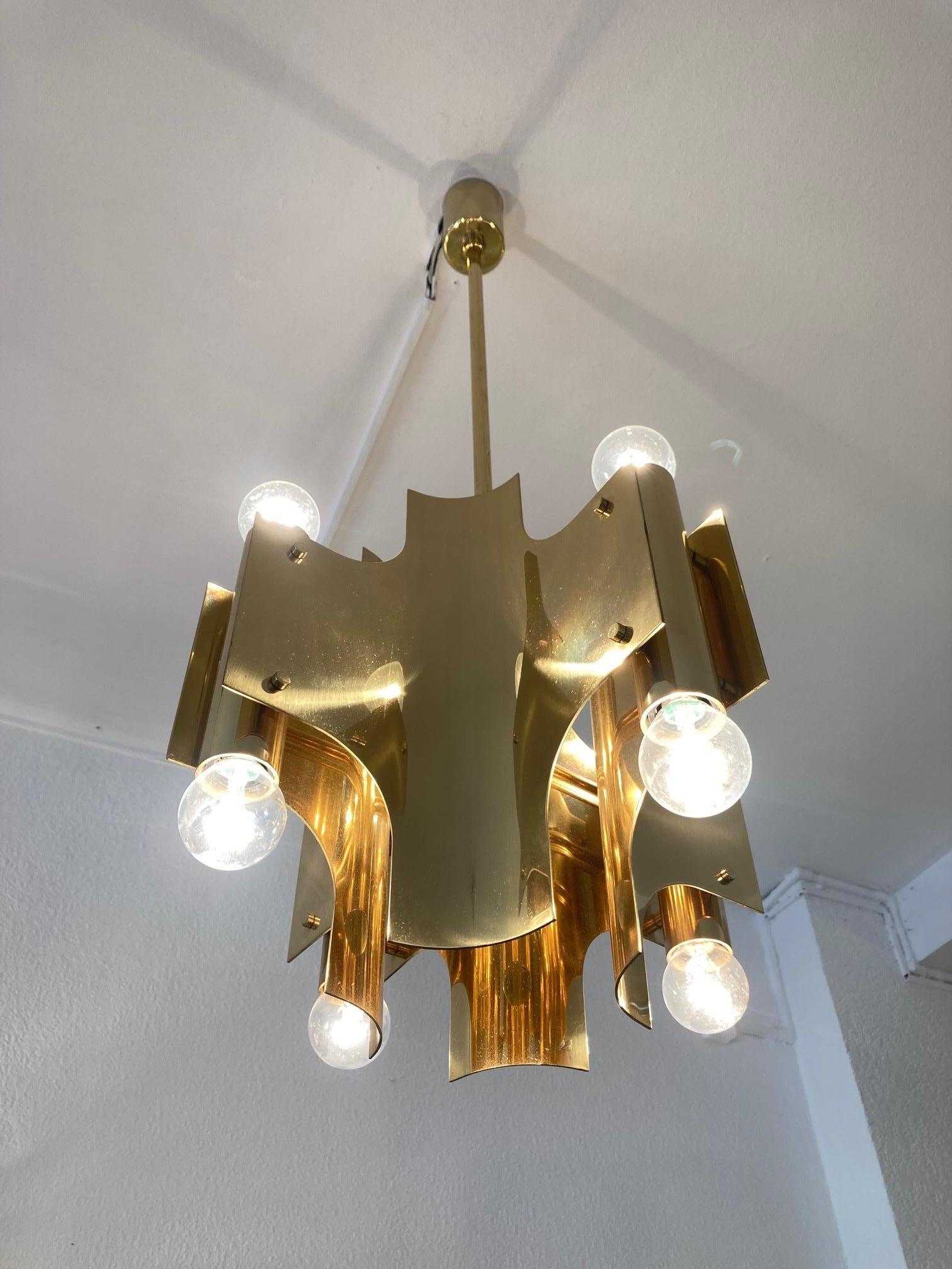 Heavy Brass Vintage Pendant Lamp, ca. 1970s In Good Condition For Sale In Geneva, CH