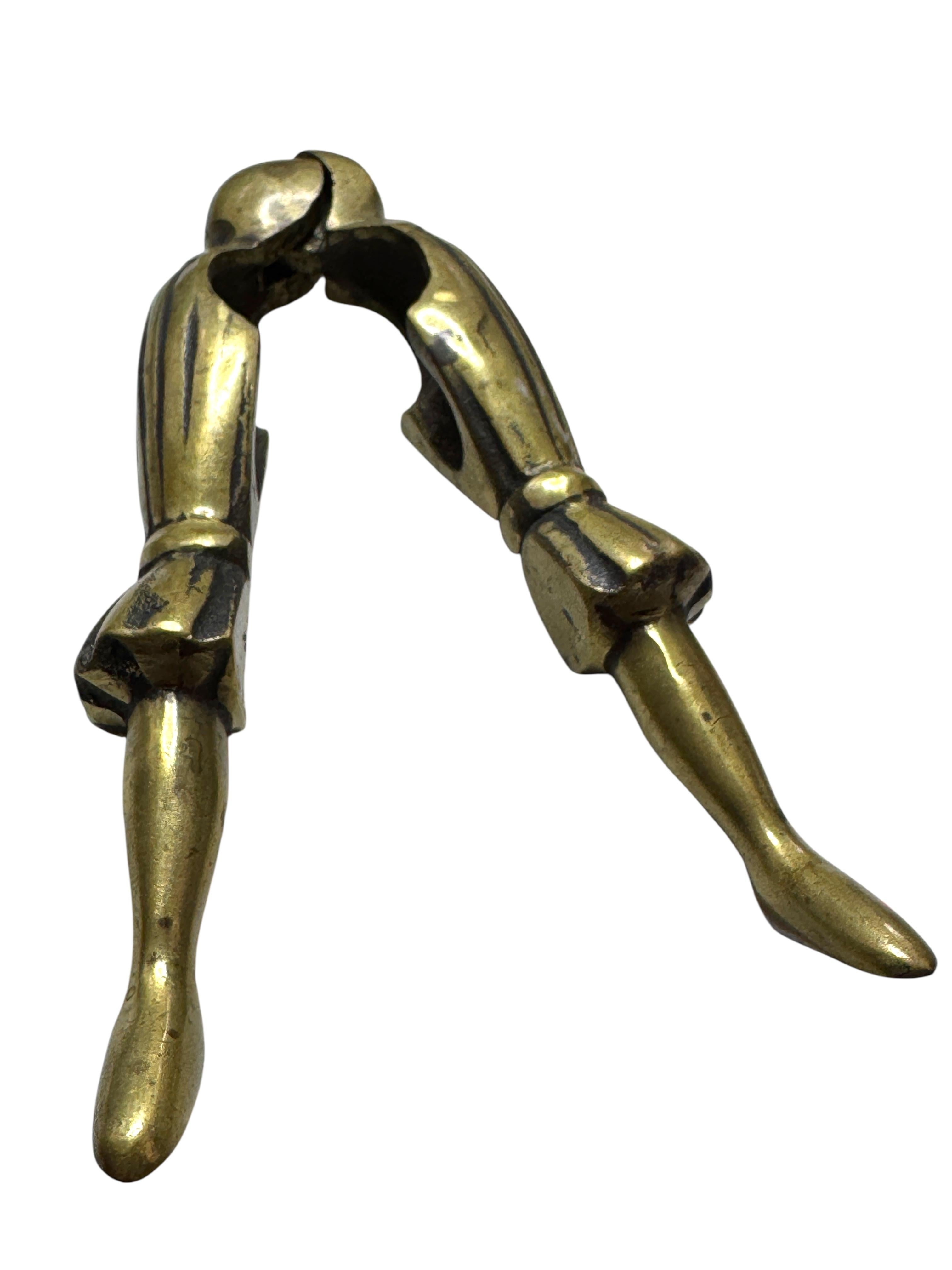 Schwere Bronze Messing Metall Dame Bein Nussknacker Antike Frankreich 1910s im Zustand „Gut“ im Angebot in Nuernberg, DE