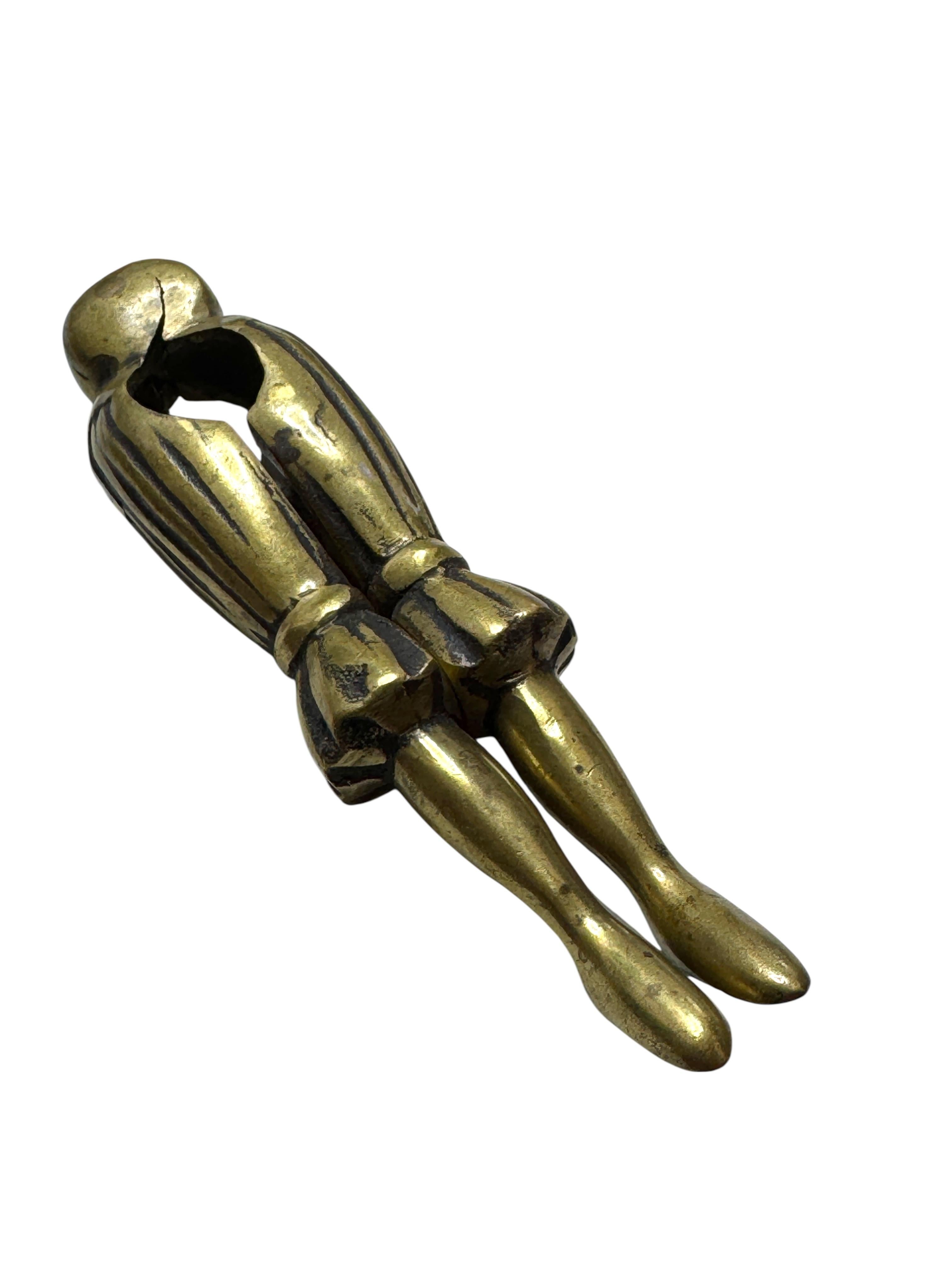 Schwere Bronze Messing Metall Dame Bein Nussknacker Antike Frankreich 1910s (Frühes 20. Jahrhundert) im Angebot