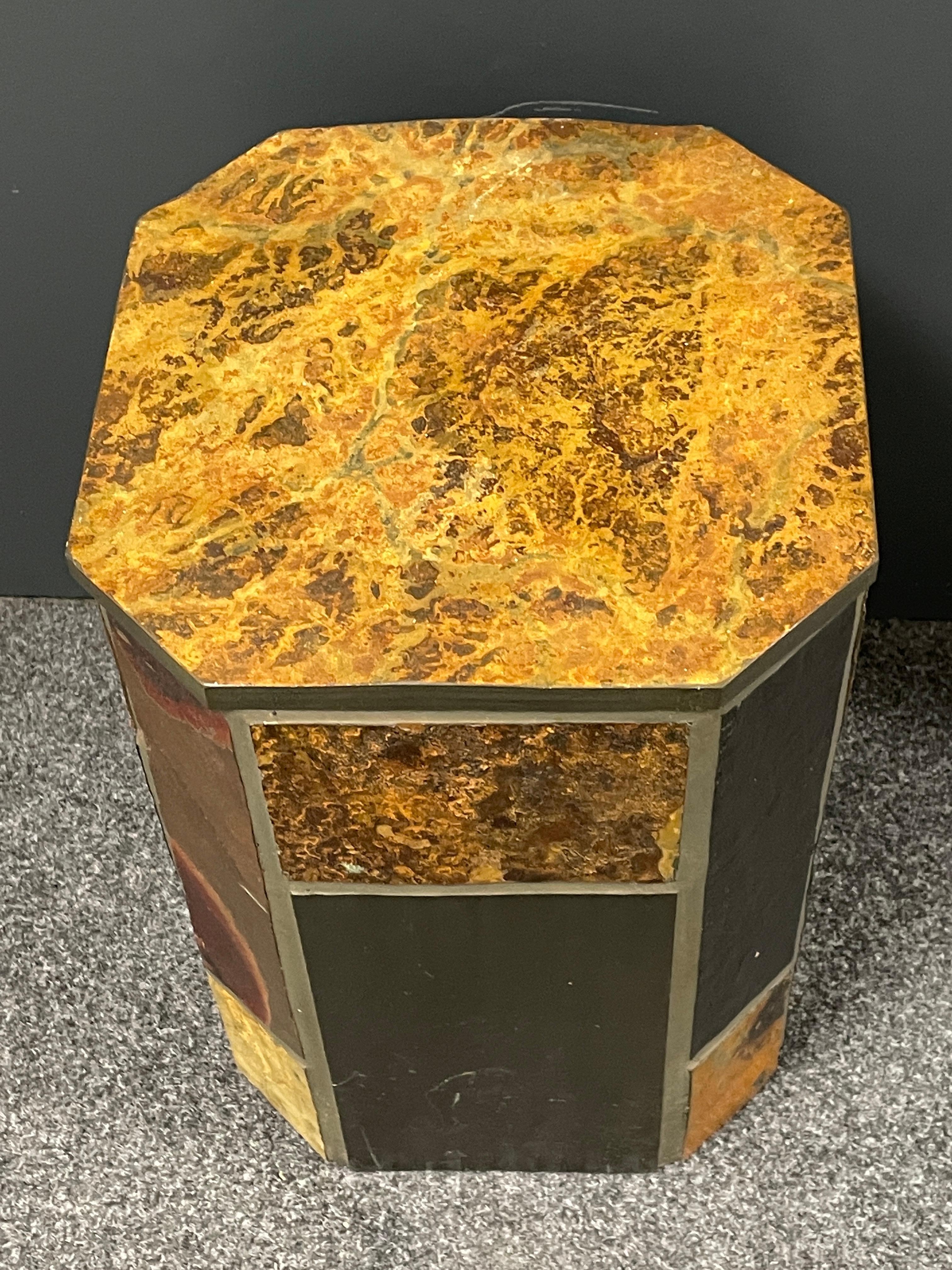 Pedestal Pesado de Estilo Brutalista, Pizarra, Madera y Hormigón, Años 60 Holandeses mediados del siglo XX en venta