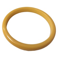 Art Deco Butterscotch Bakelite/Catalin Slip-on Bangle Bracelet