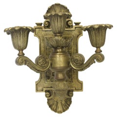 Applique murale Empire en bronze coulé lourd avec 3 Lights Quantité Disponible