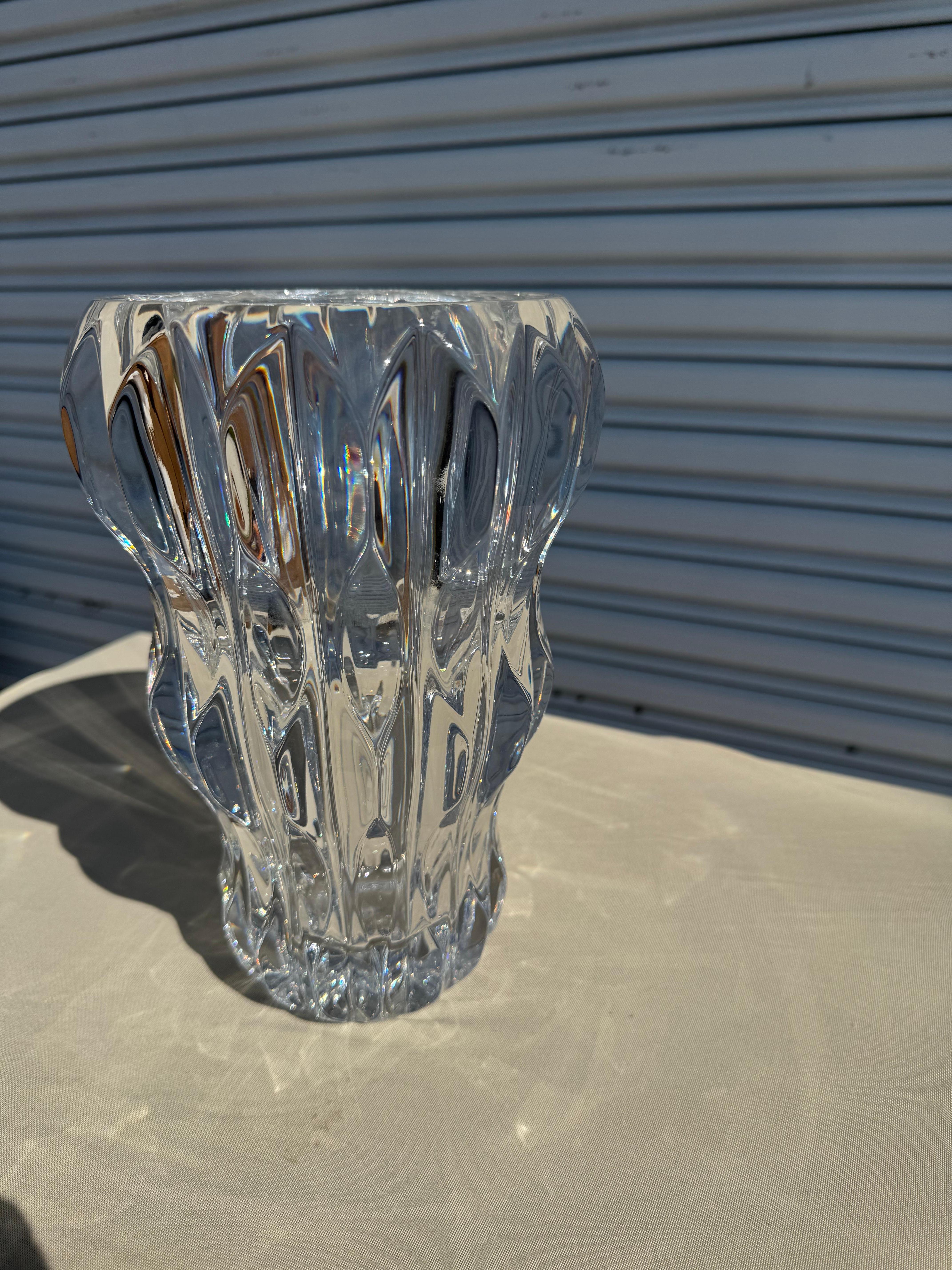 Vaso in cristallo fuso pesante di Rogaska Crystal, Slovenia In condizioni buone in vendita a Pasadena, TX