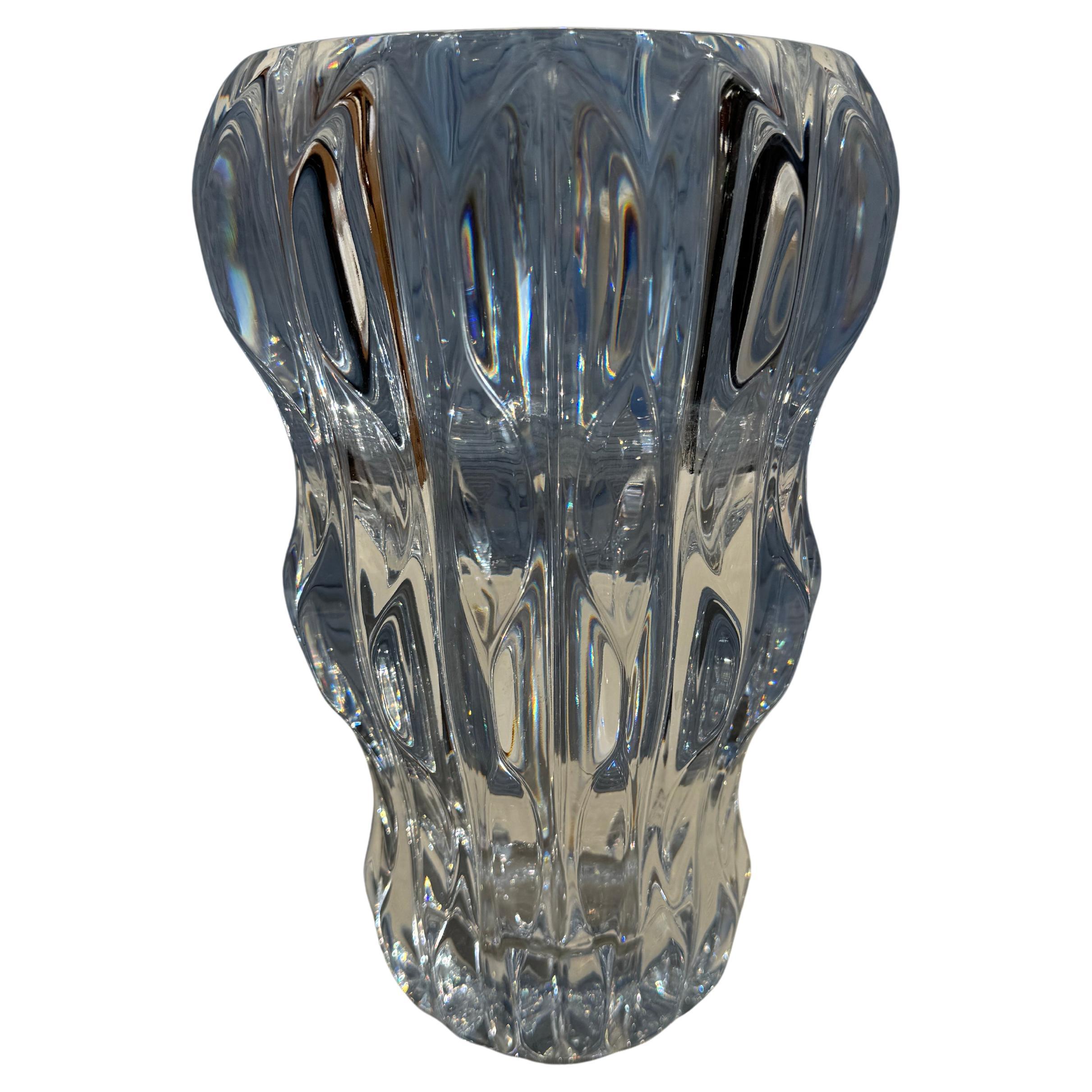Vaso in cristallo fuso pesante di Rogaska Crystal, Slovenia in vendita