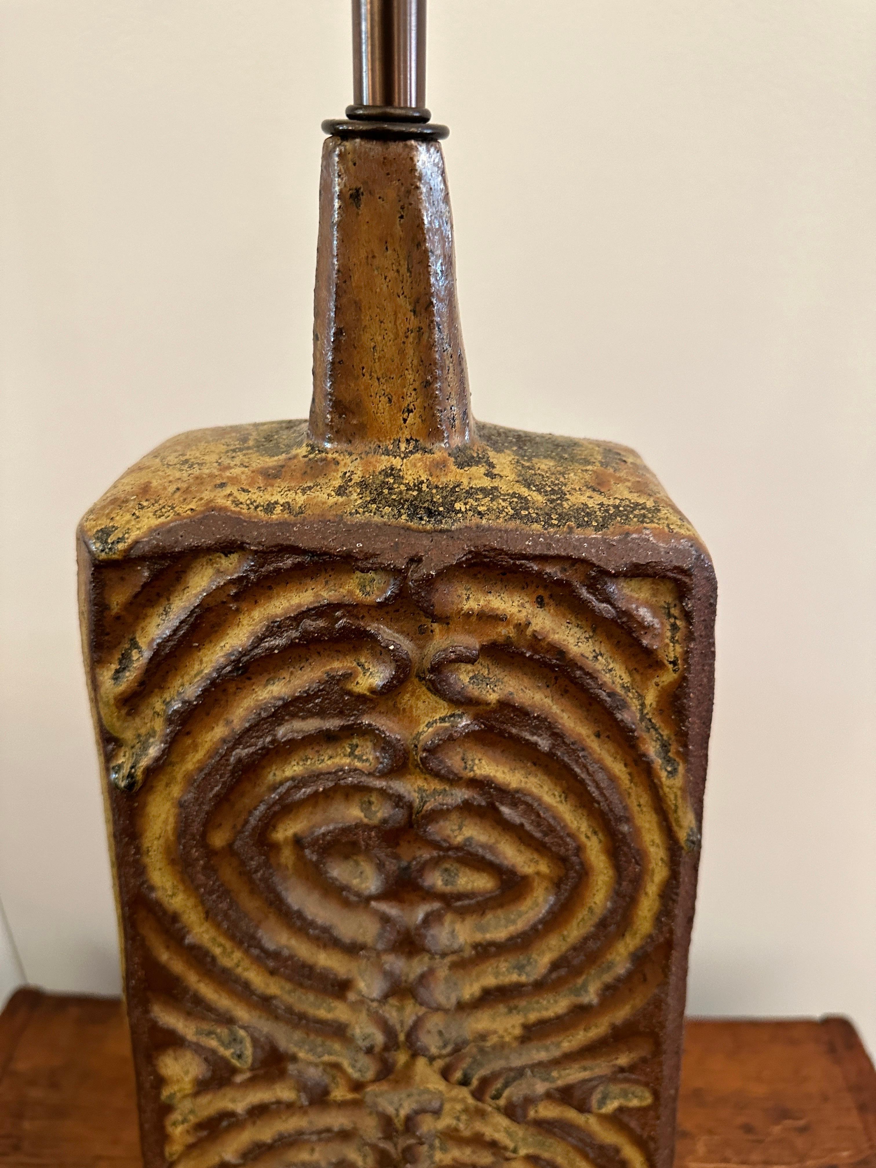 Heavy Ceramic Textural Trapezoidal Table Lamp, 1960's For Sale 3