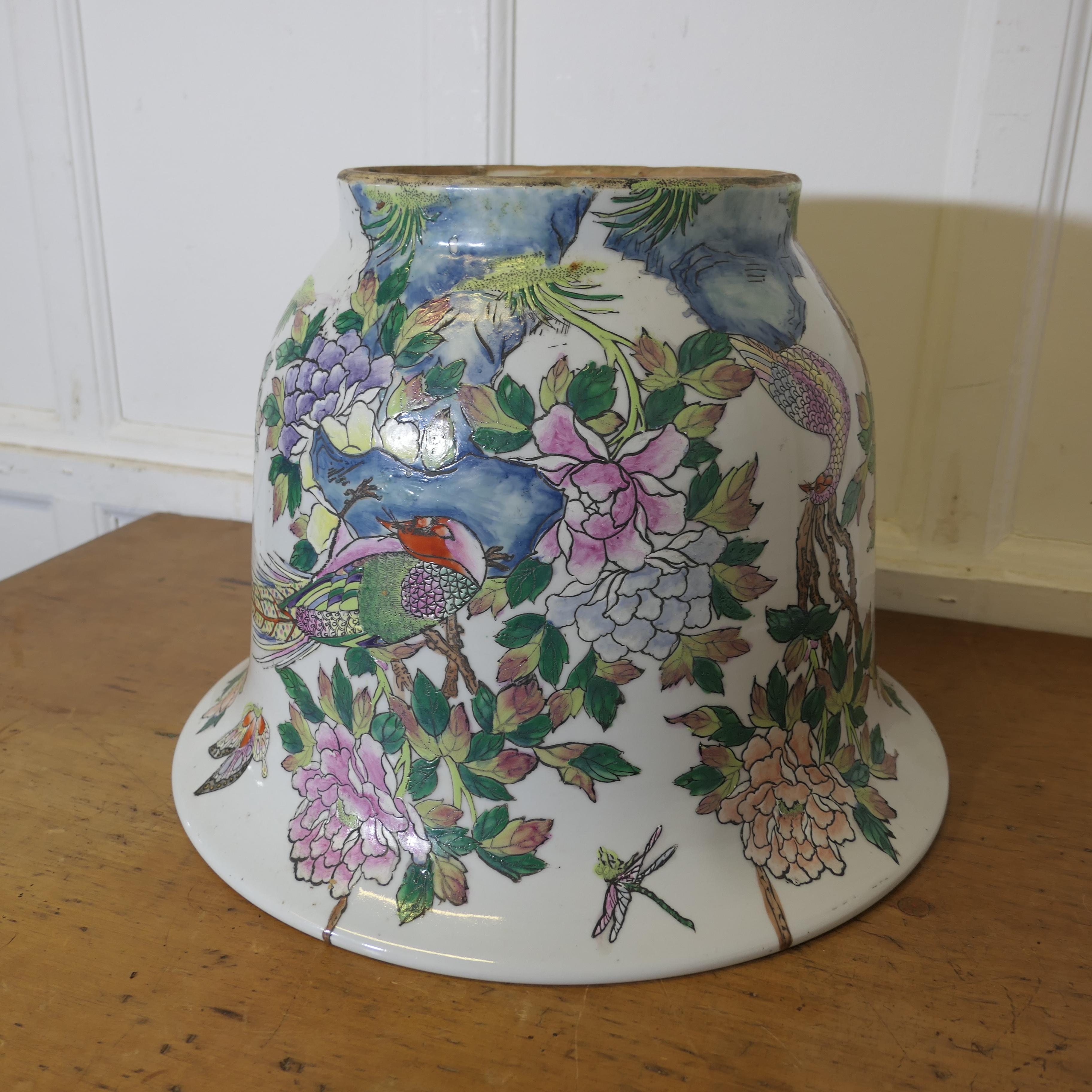 Heavy Chinese Famille Verte Fish Bowl or Jardiniere  A superb piece For Sale 5