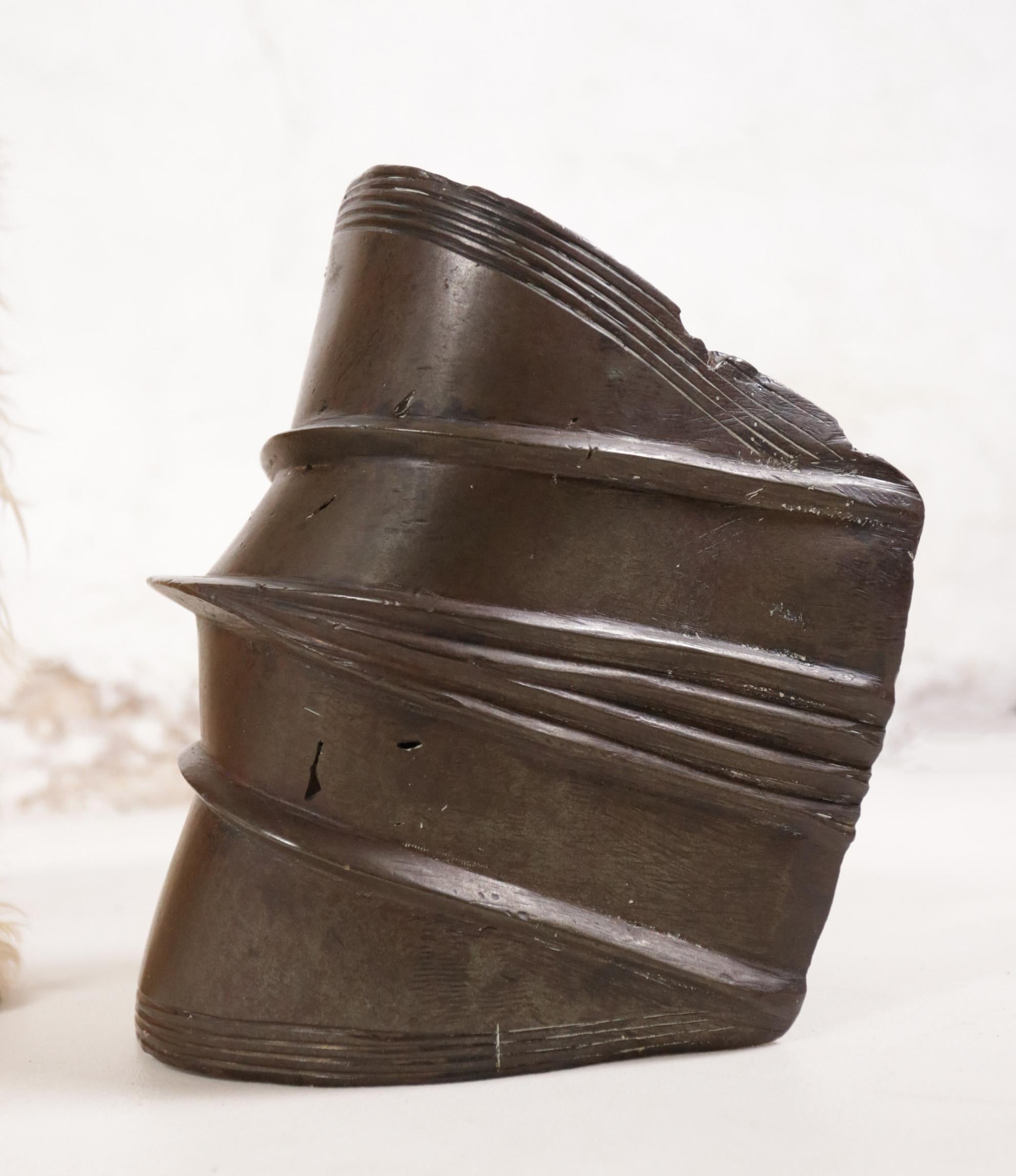 Bracelet à chevilles Ekonda en cuivre lourd de couronne Mongo du 19ème siècle en vente 7