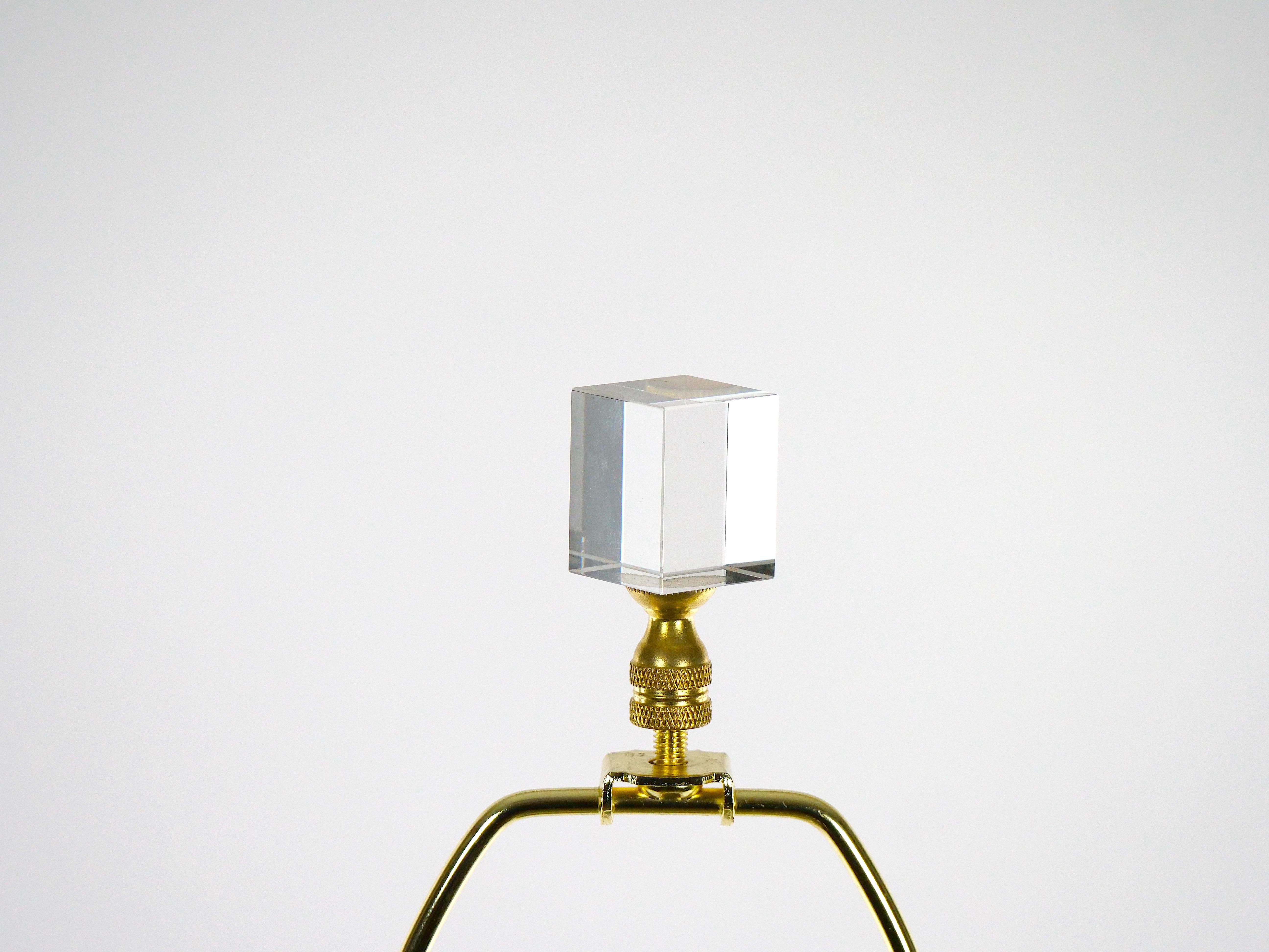 Heavy Cut Glass Italian Art Deco Style Pair Table Lamp For Sale 7