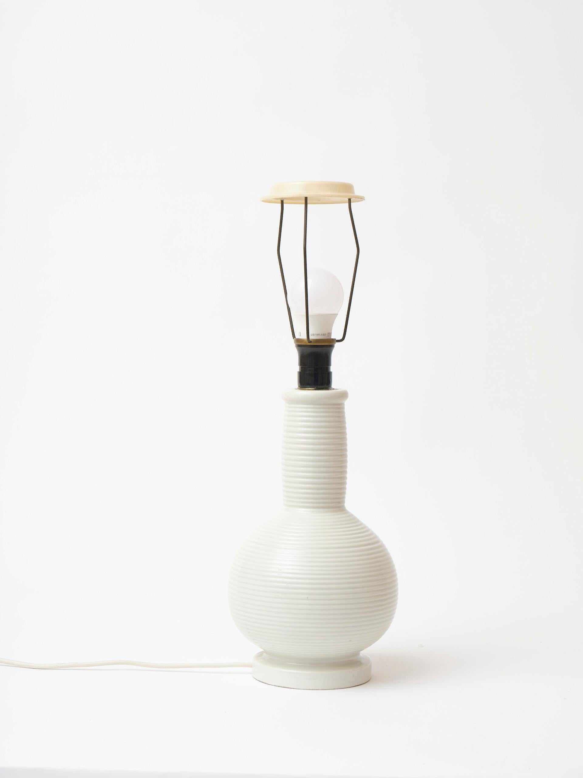 Porcelain Heavy Danish midcentury table lamp in white rifled porcelain For Sale