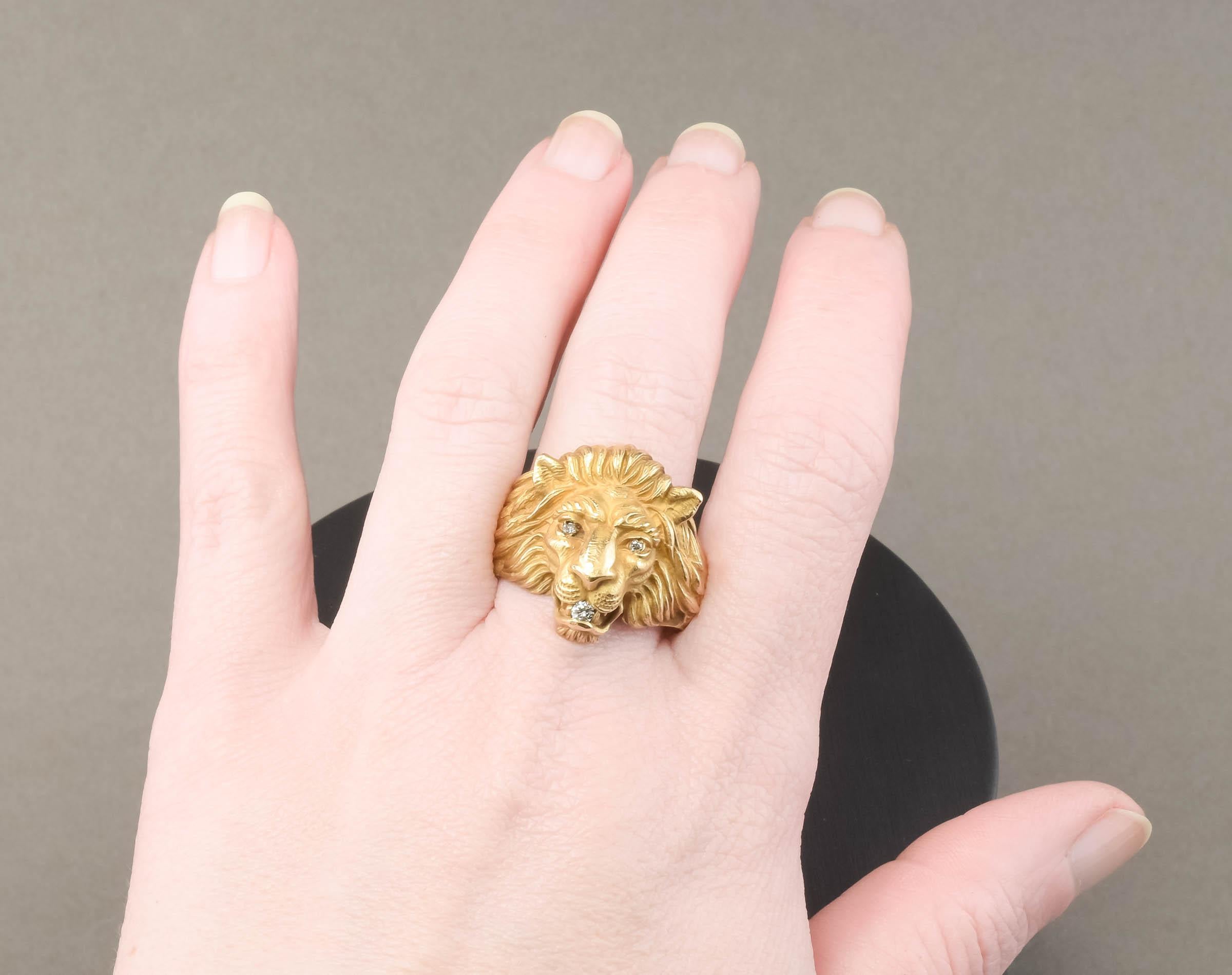 Heavy Detailed Gold Lion Ring with Diamonds by Baumstein Feder, circa 1950'S For Sale 3