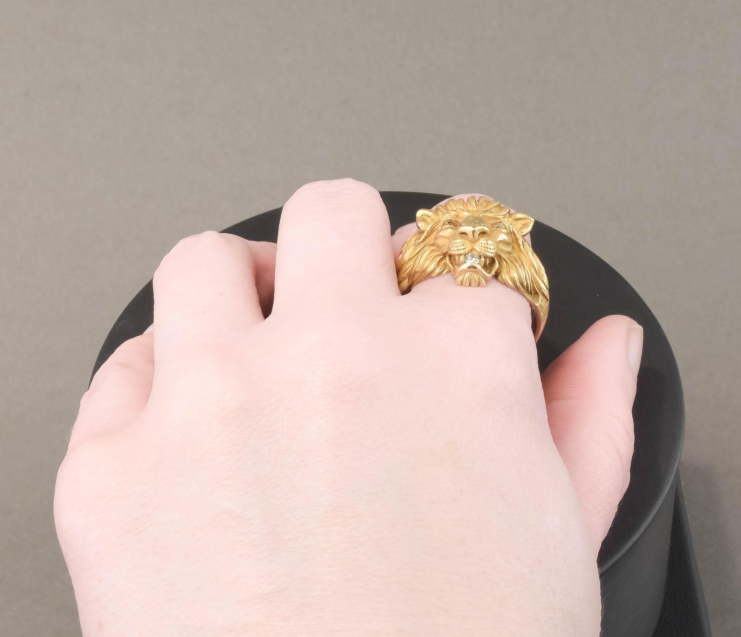 Heavy Detailed Gold Lion Ring with Diamonds by Baumstein Feder, circa 1950'S For Sale 4
