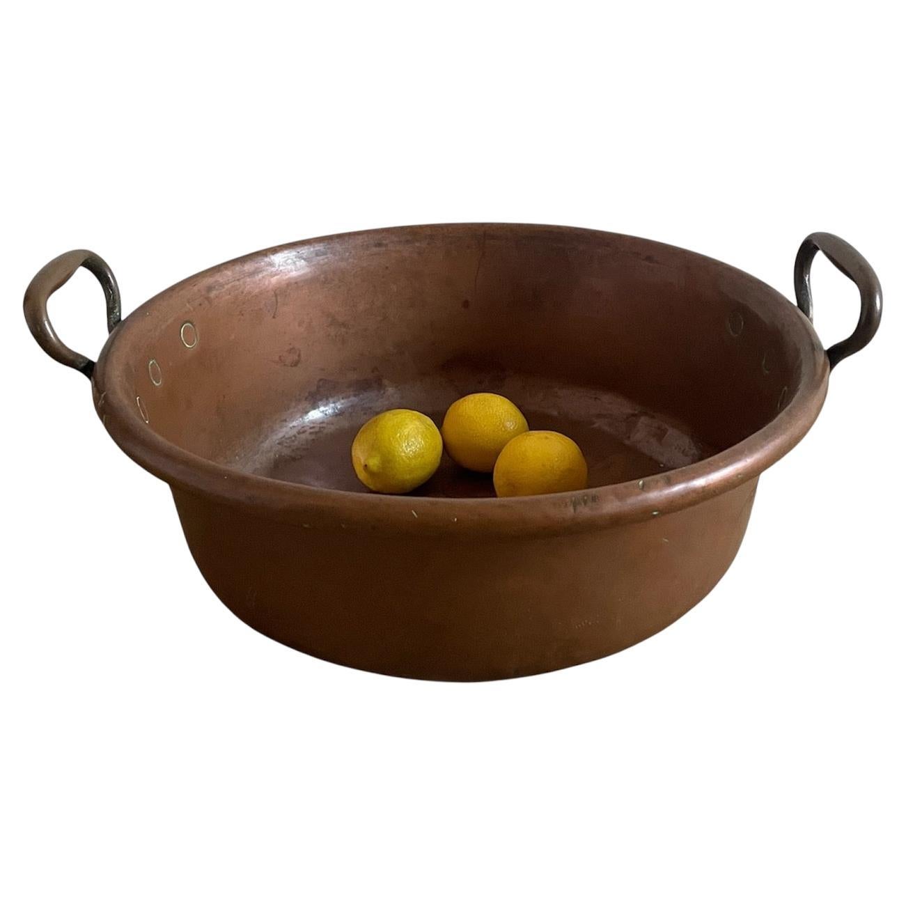 Schwere Antique French Kupfer Hand gehämmert Topf, Pfanne, Jardiniere oder Obstschale im Angebot