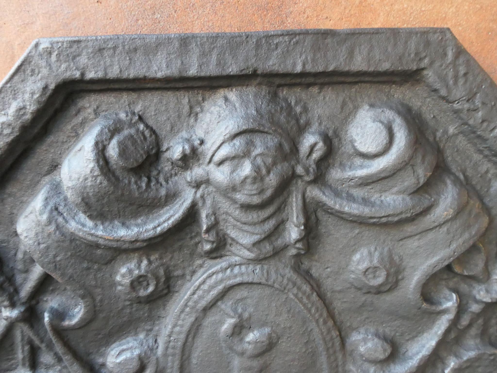 20ième siècle Très lourdes plaques de cheminée / crédence française de style victorien, 20e siècle en vente