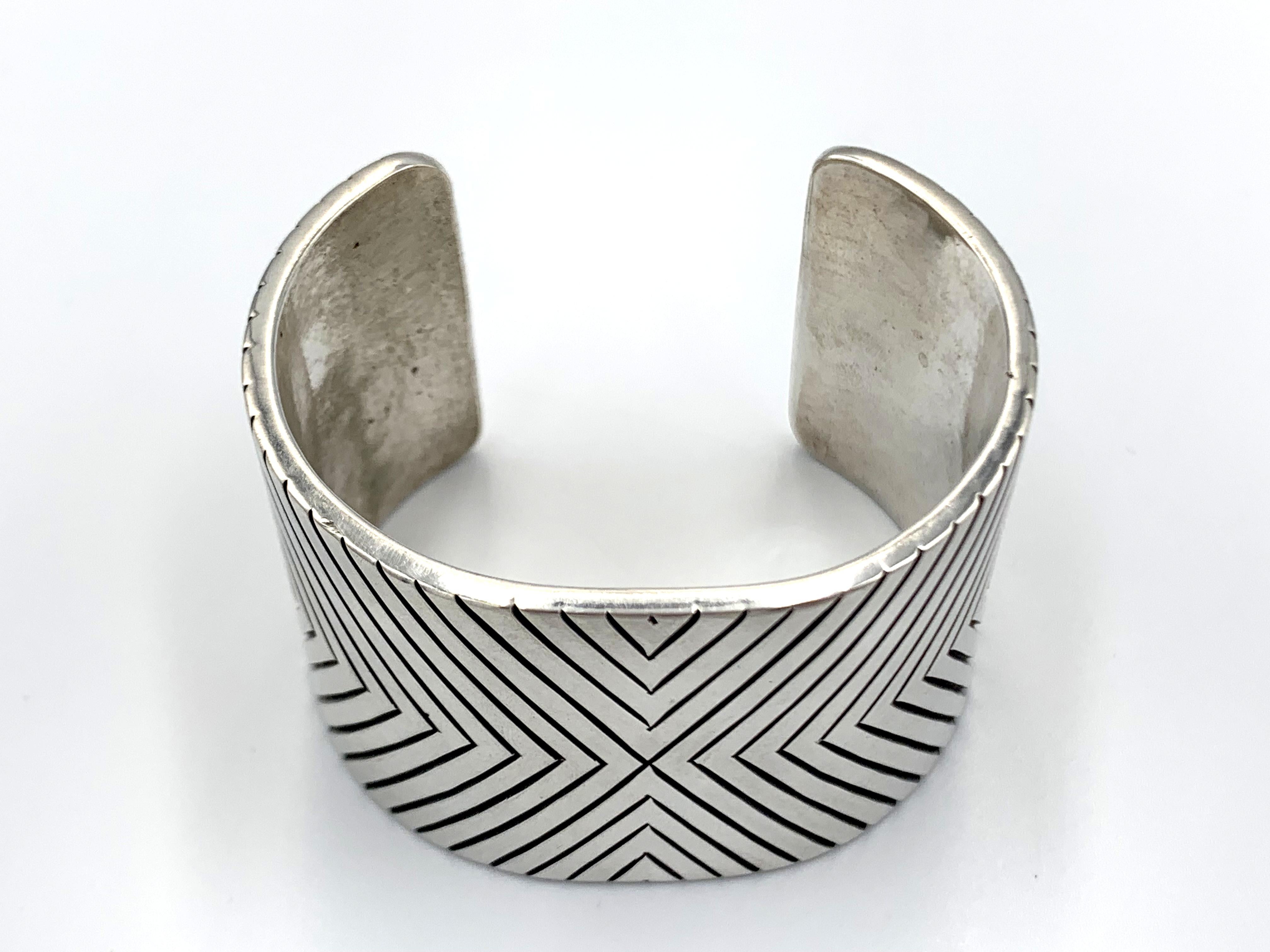 Polsino in argento massiccio di Matthew Charley. in vendita 1
