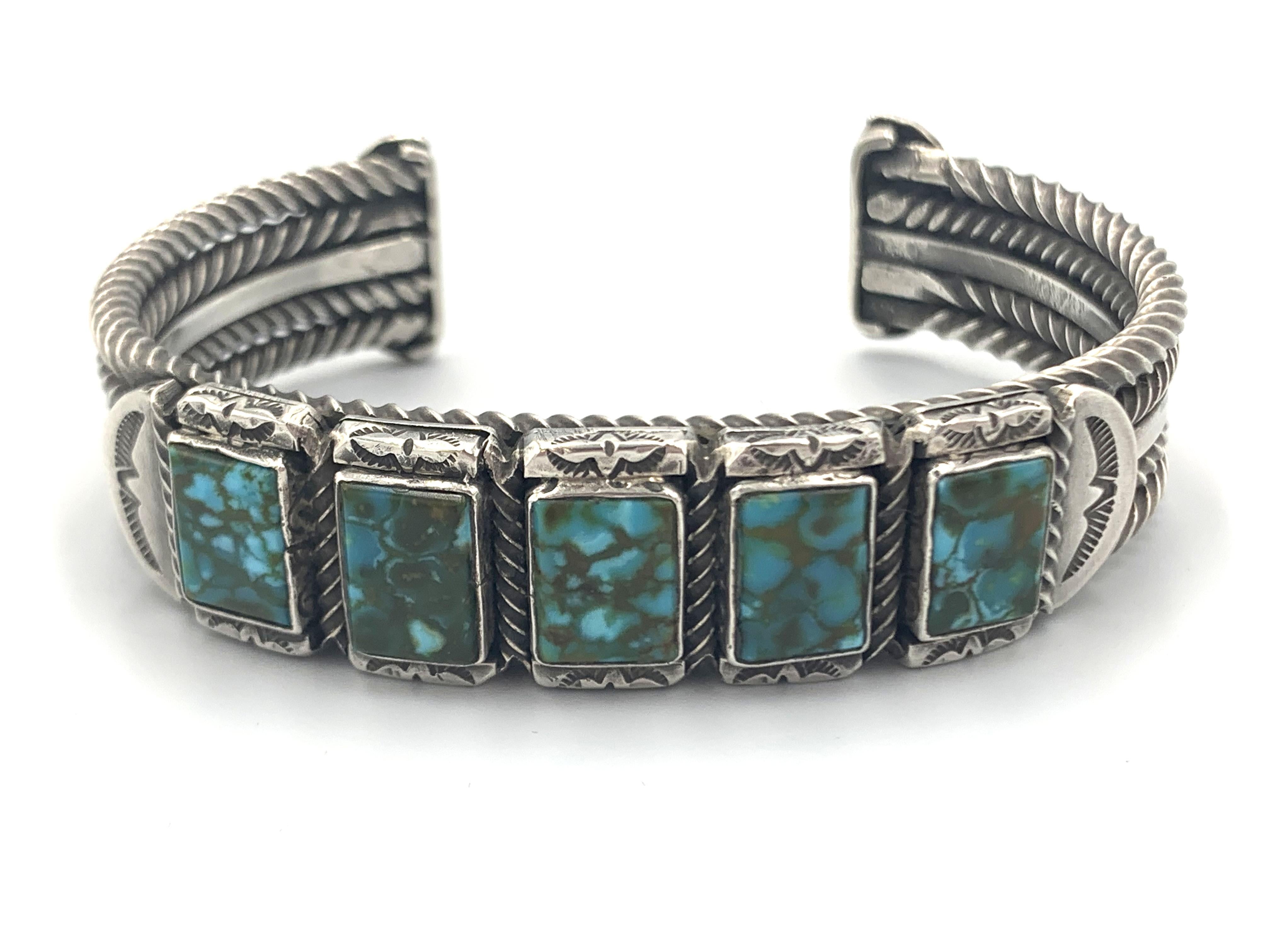 Bracciale in argento massiccio con pietre di turchese di montagna Pilot di Aldrich in vendita 5