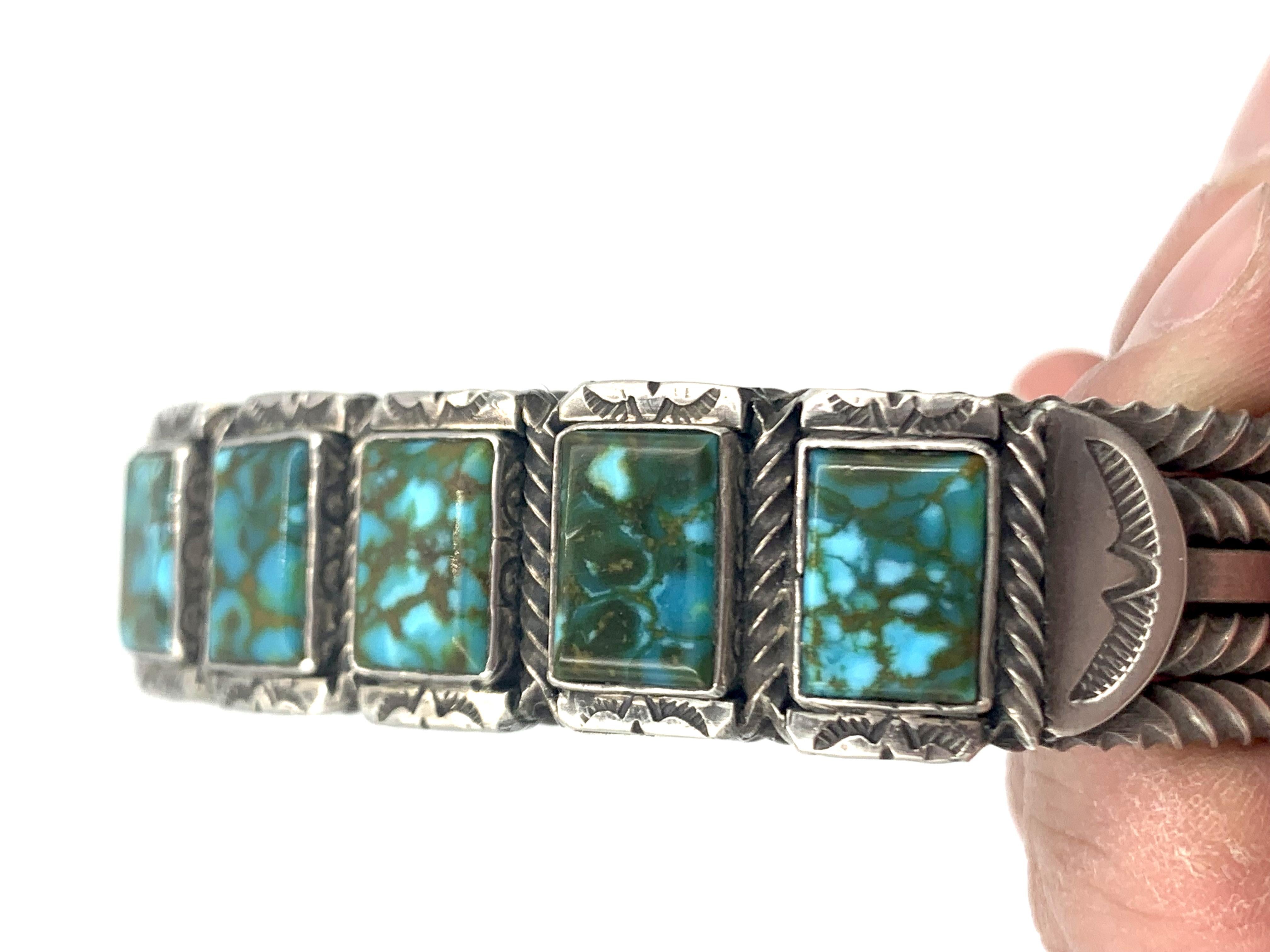 Bracciale in argento massiccio con pietre di turchese di montagna Pilot di Aldrich in vendita 6