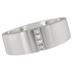 Heavy, Gentleman's 14 Karat White Gold 0.24 Cttw Diamond Ring
