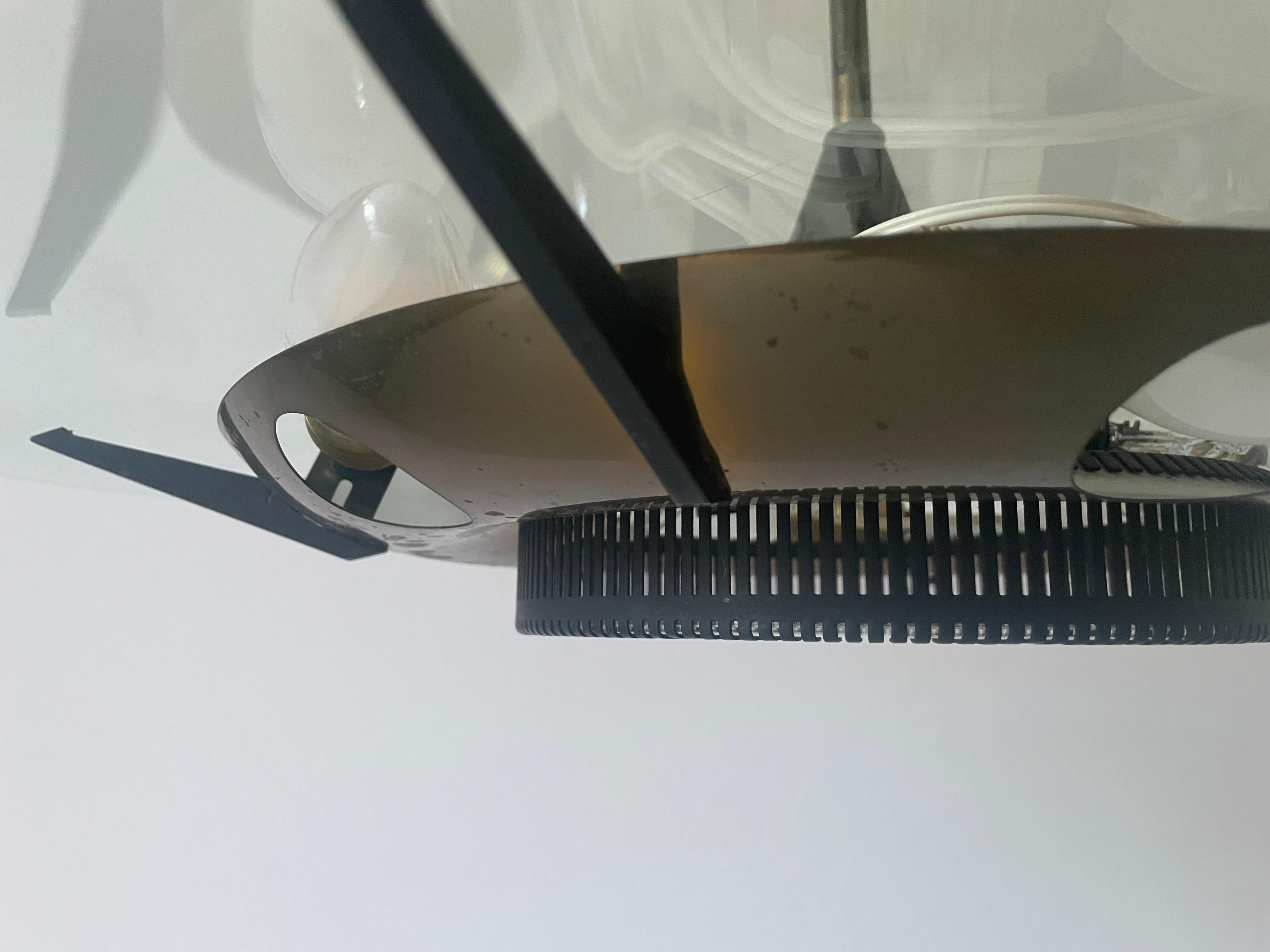 Mid-20th Century Heavy Glass and Brass Suspension Pendant Light by Stilnovo, 1950s, Italy For Sale