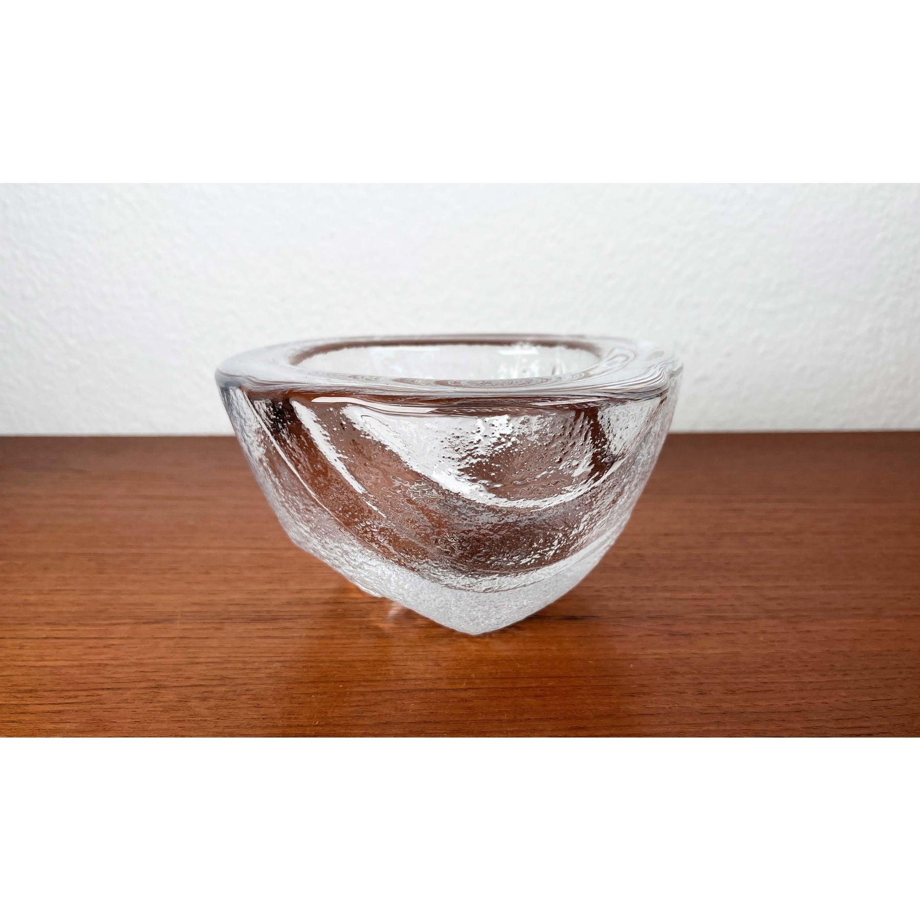 Bol en verre lourd par Mats Jonasson pour Royal Krona, Suède, années 1960 en vente 9