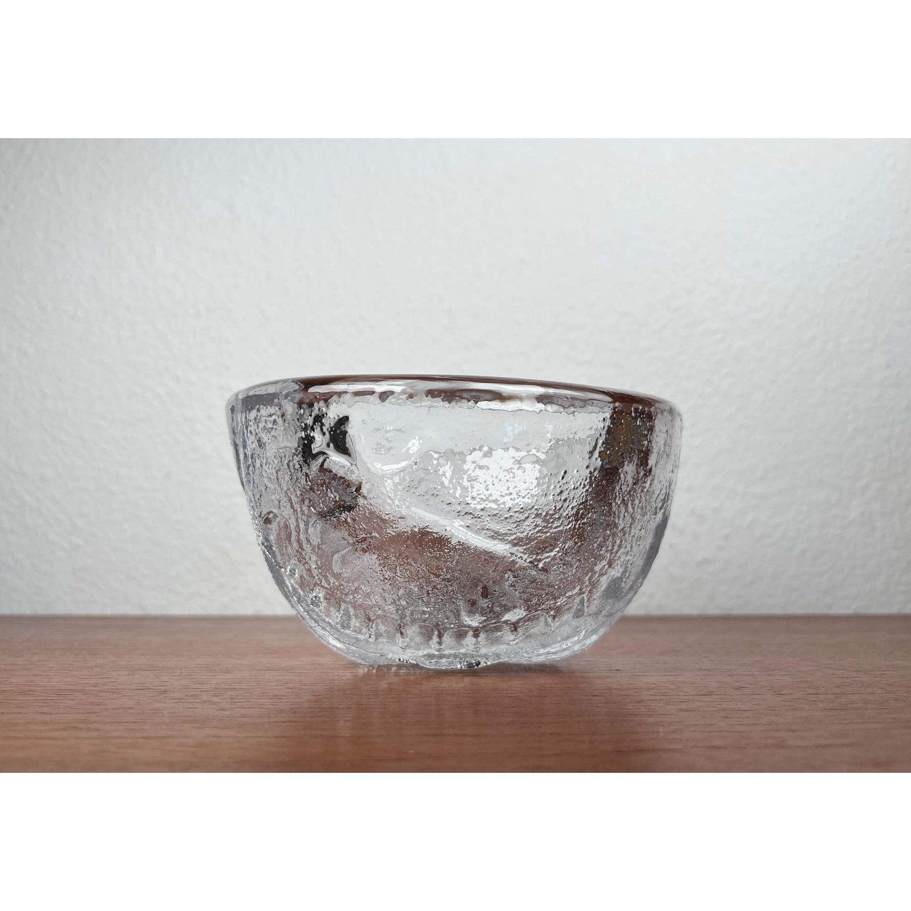Verre Bol en verre lourd par Mats Jonasson pour Royal Krona, Suède, années 1960 en vente