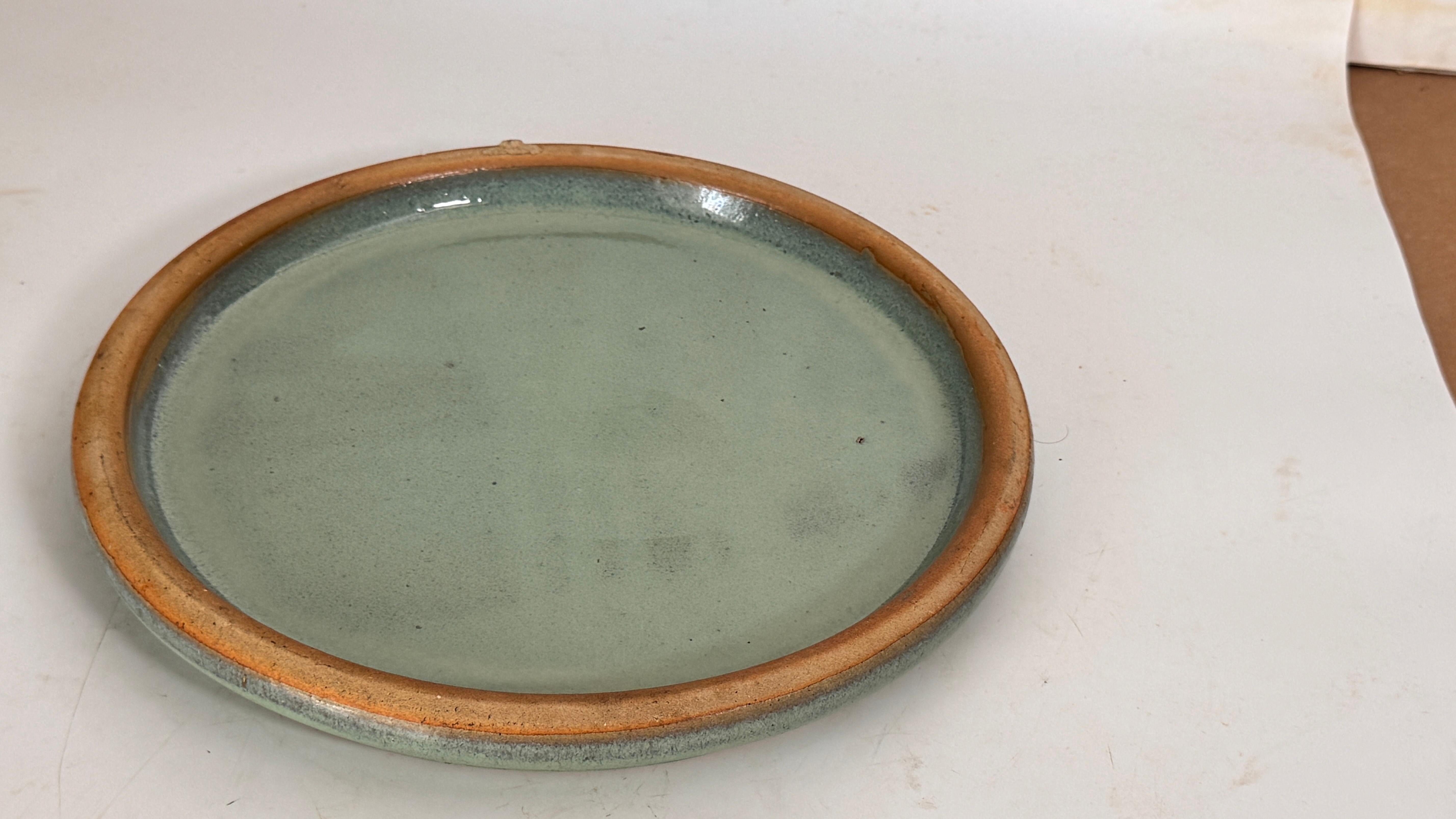 Metà XX secolo Piatto in ceramica smaltata pesante - Francia, anni '70 - Toni blu-verdi, Ibiza/Formentera in vendita