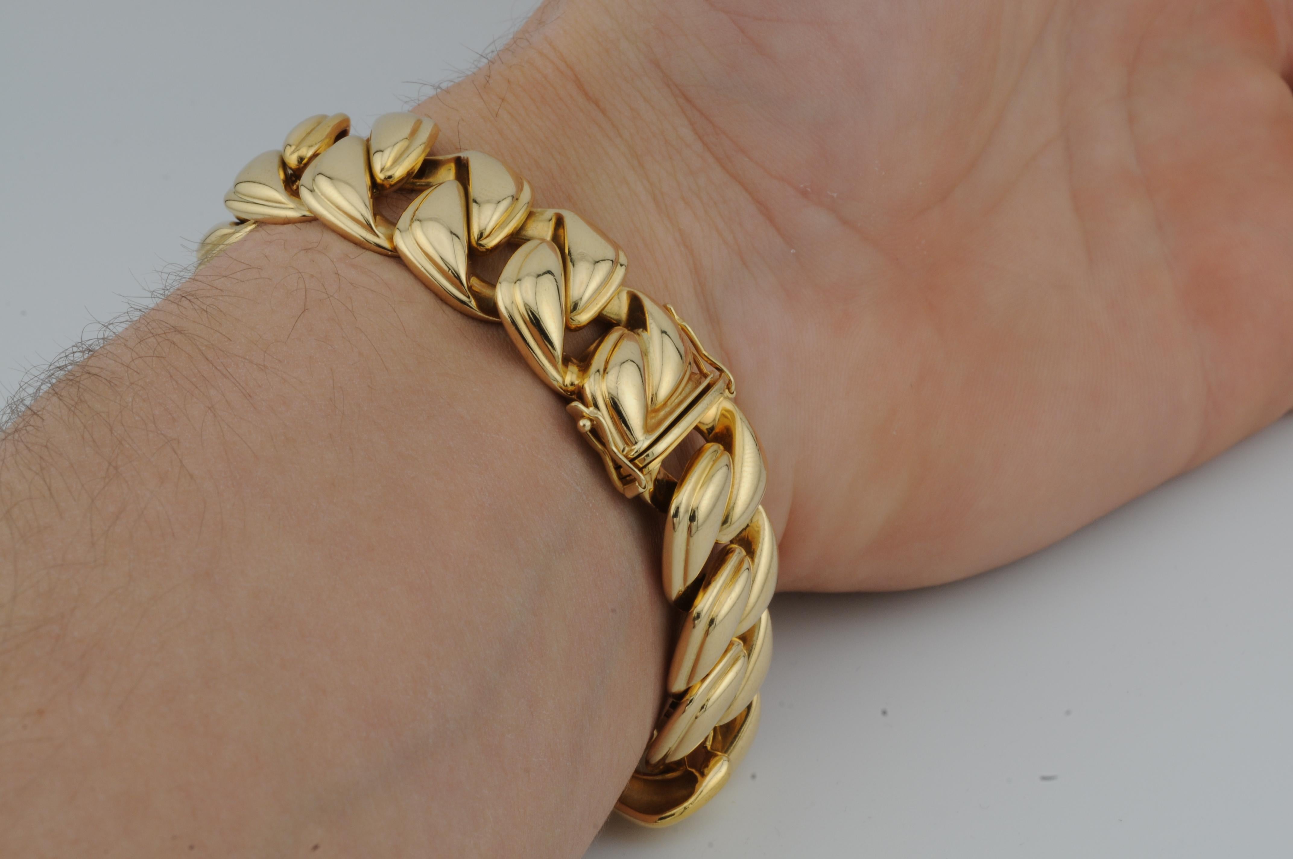 Heavy Gold Bracelet 18k Yellow Gold For Sale 8