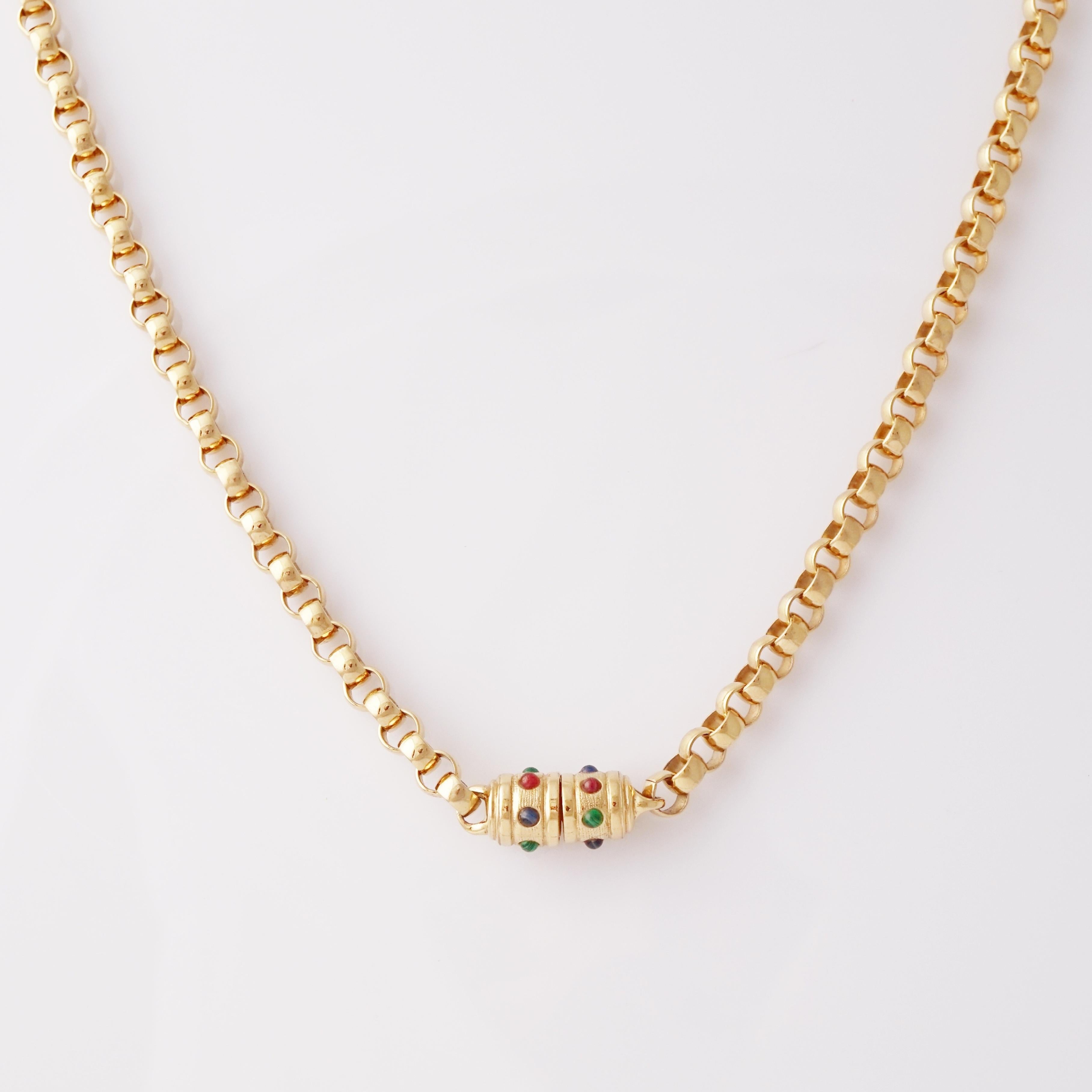 Moderne Heavy Gold Chain Necklace with Mughal Cabochon Accents, 1980s en vente