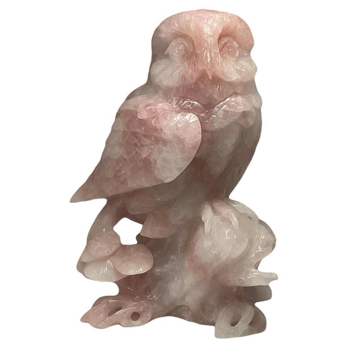 Escultura/Figurilla de Búho Grande de Cuarzo Rosa Tallado a Mano