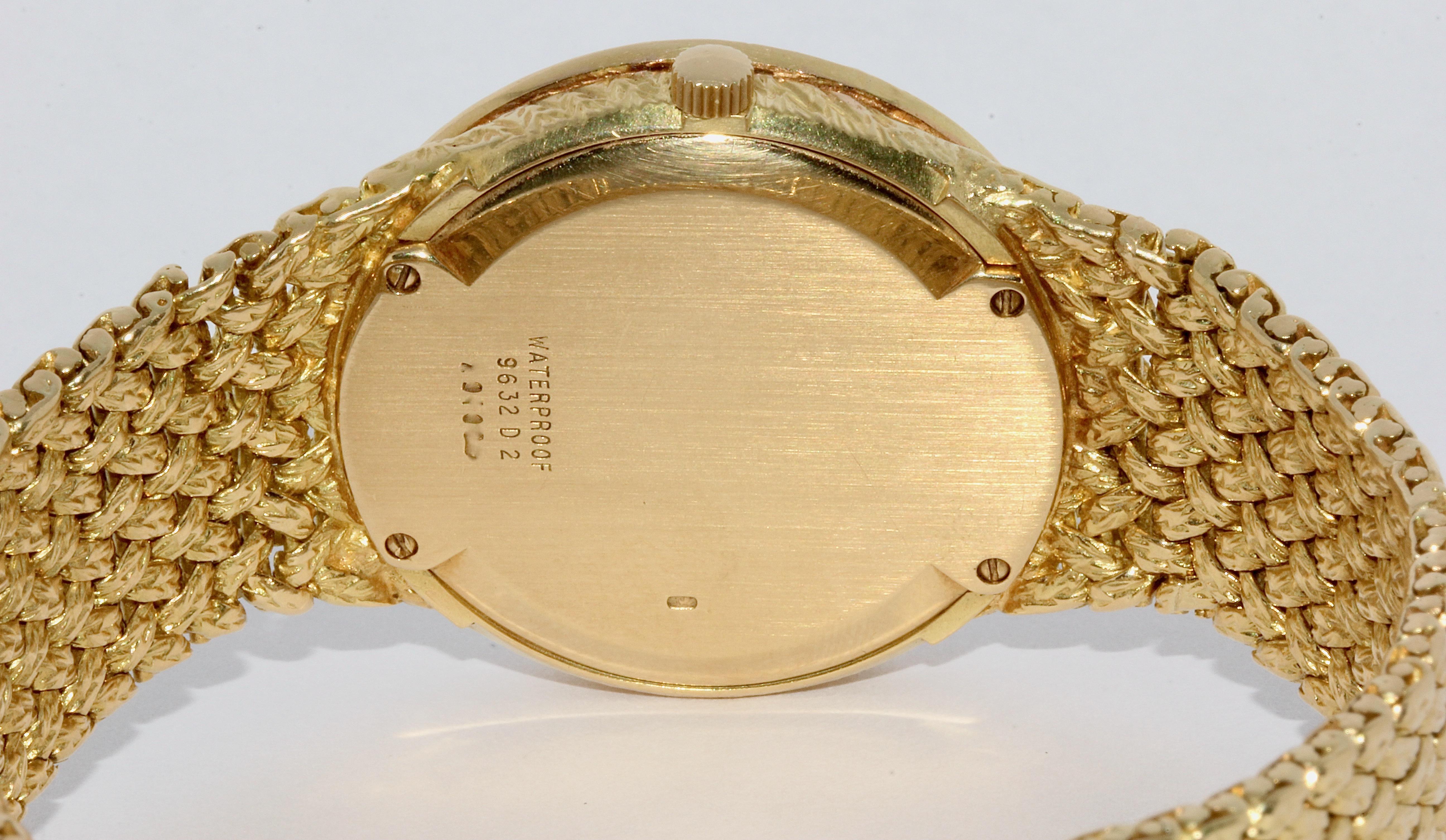 Montre-bracelet lourde pour femme Piaget en or jaune massif 18 carats avec diamants Unisexe en vente