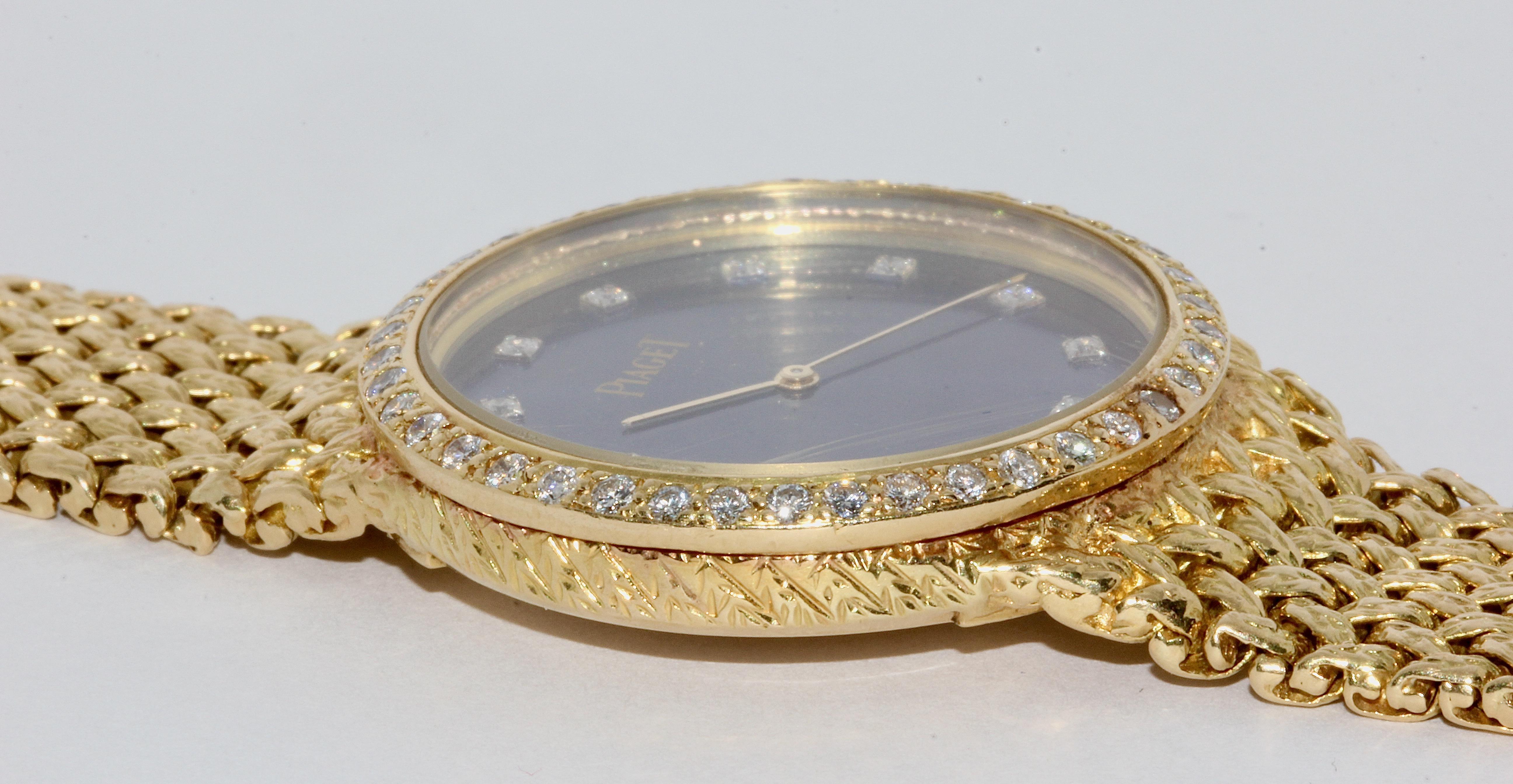 Montre-bracelet lourde pour femme Piaget en or jaune massif 18 carats avec diamants en vente 1