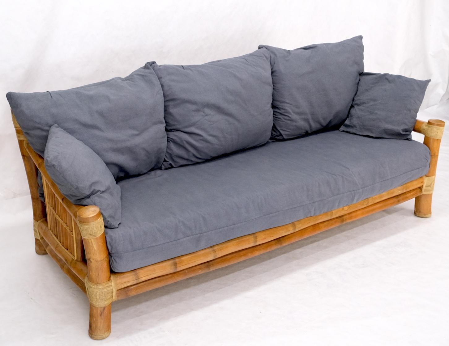 sofa bamboo